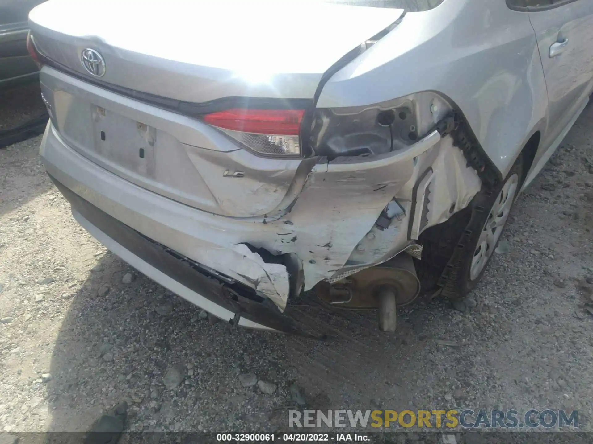 6 Photograph of a damaged car JTDEPRAE9LJ042634 TOYOTA COROLLA 2020