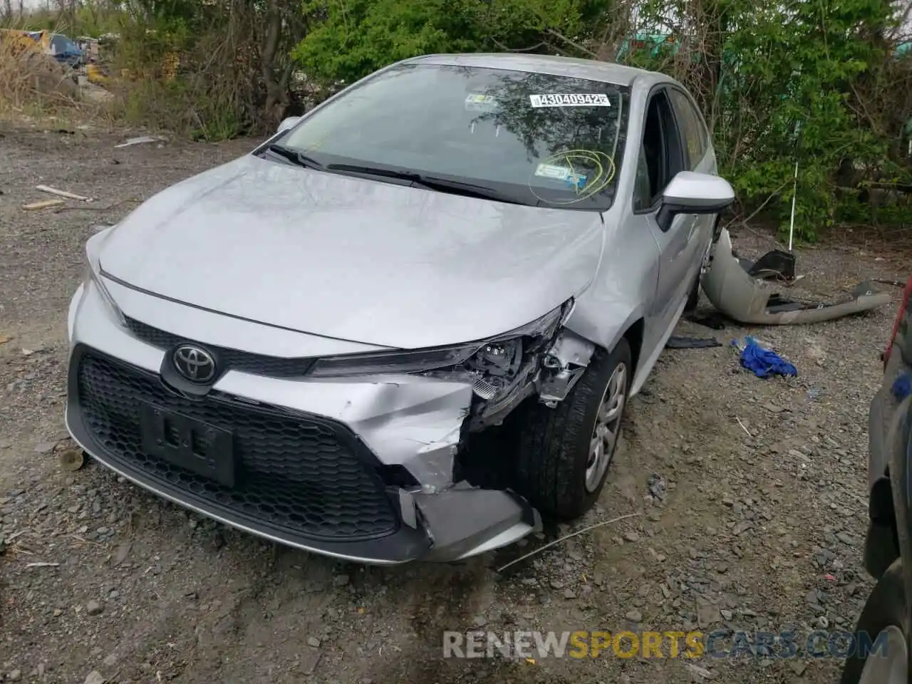 2 Photograph of a damaged car JTDEPRAE9LJ043587 TOYOTA COROLLA 2020