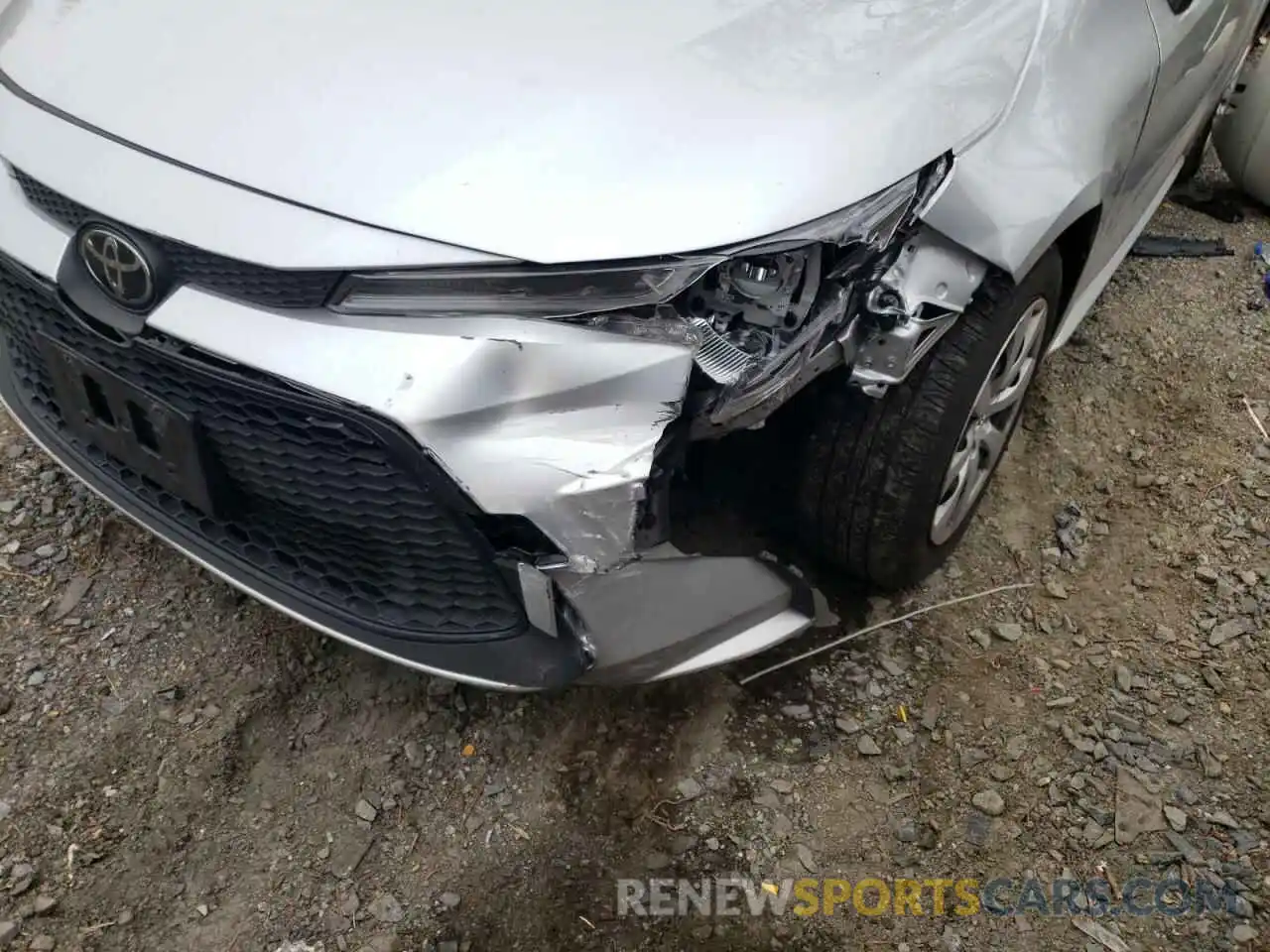 9 Photograph of a damaged car JTDEPRAE9LJ043587 TOYOTA COROLLA 2020