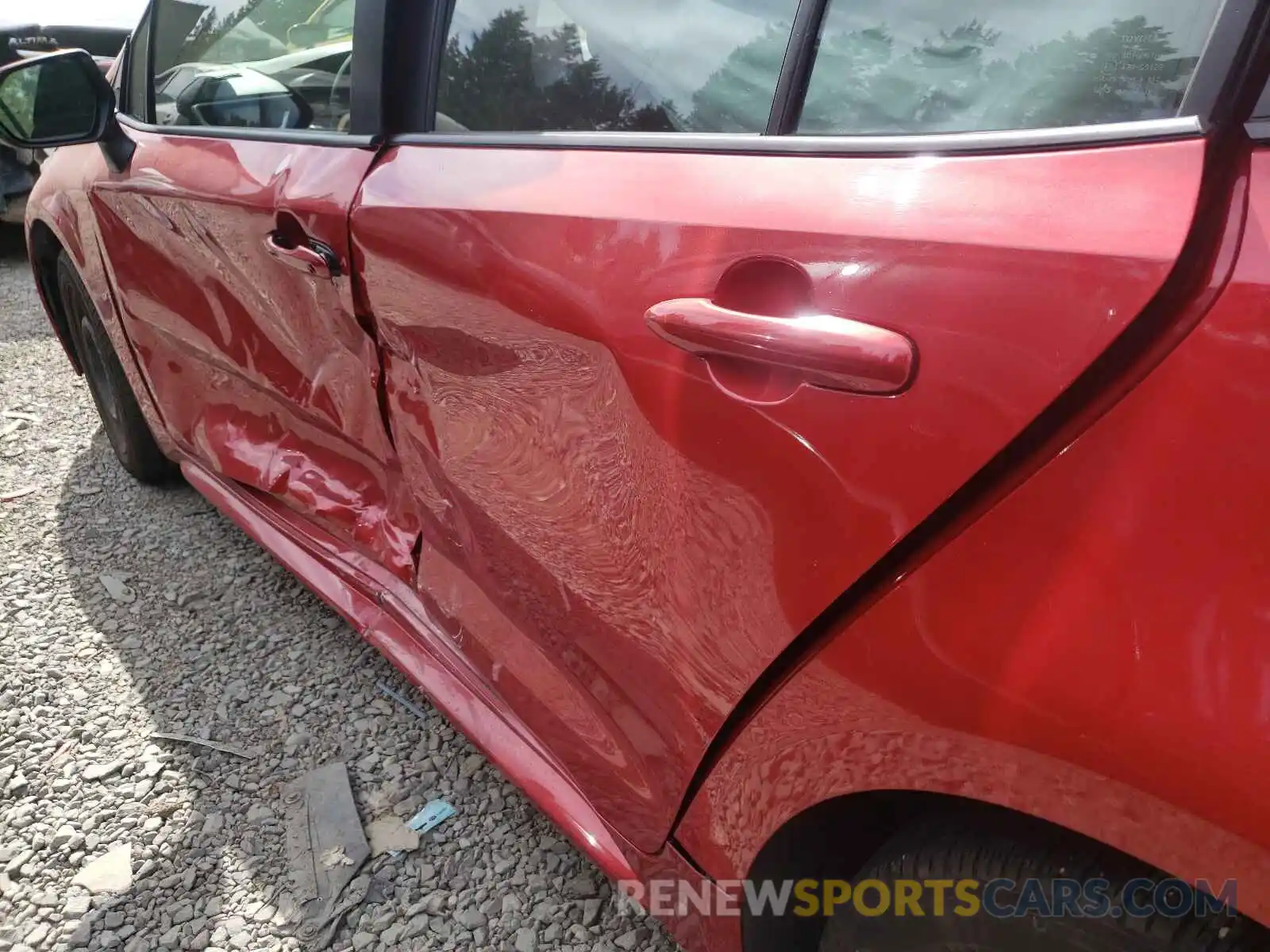 9 Photograph of a damaged car JTDEPRAE9LJ044898 TOYOTA COROLLA 2020