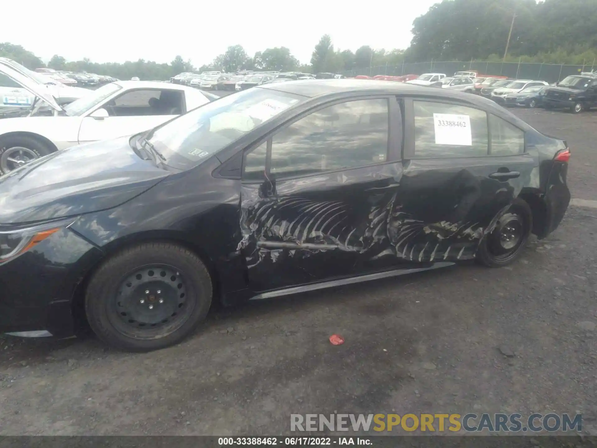 6 Photograph of a damaged car JTDEPRAE9LJ046022 TOYOTA COROLLA 2020