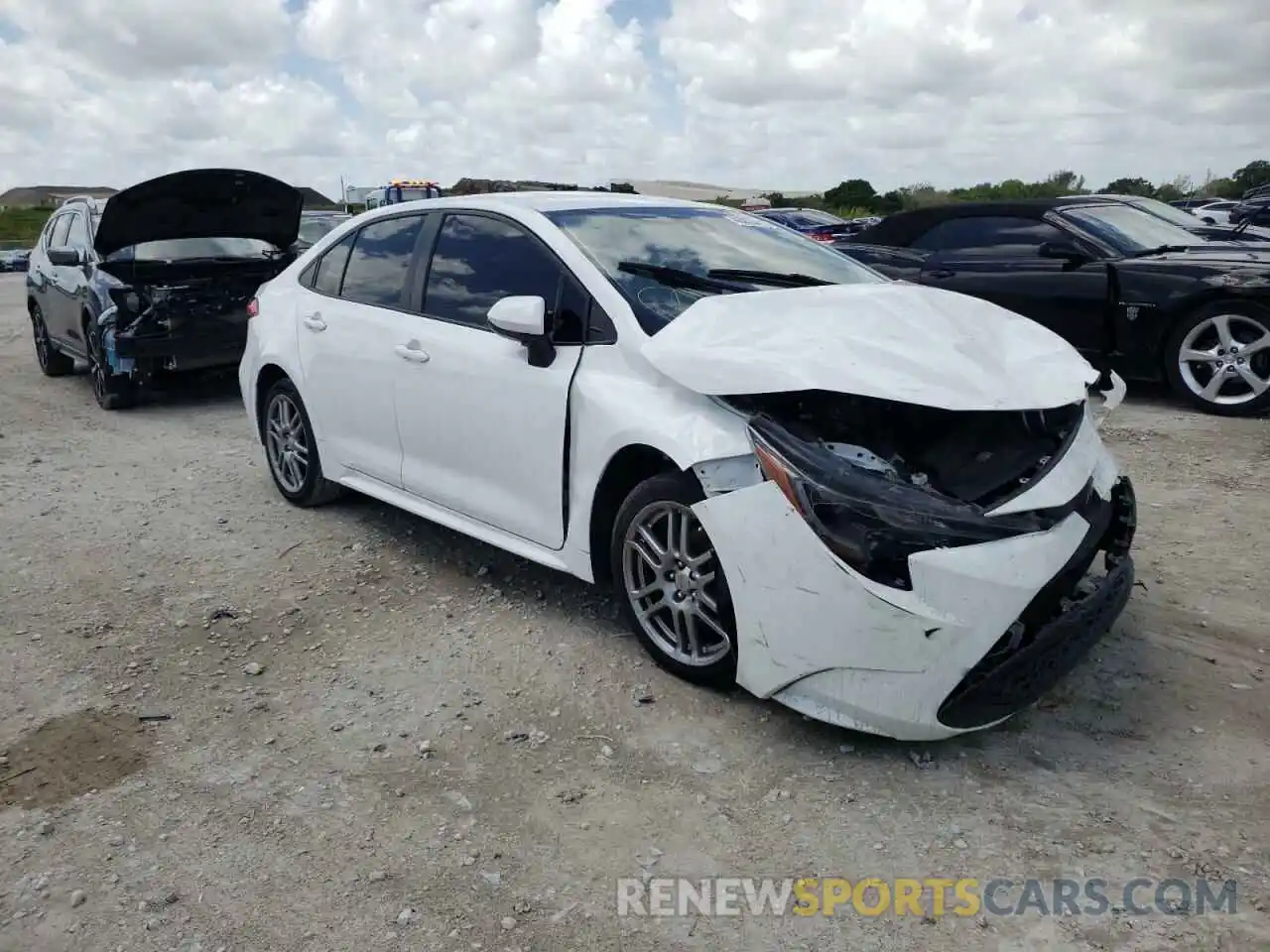 1 Photograph of a damaged car JTDEPRAE9LJ046229 TOYOTA COROLLA 2020