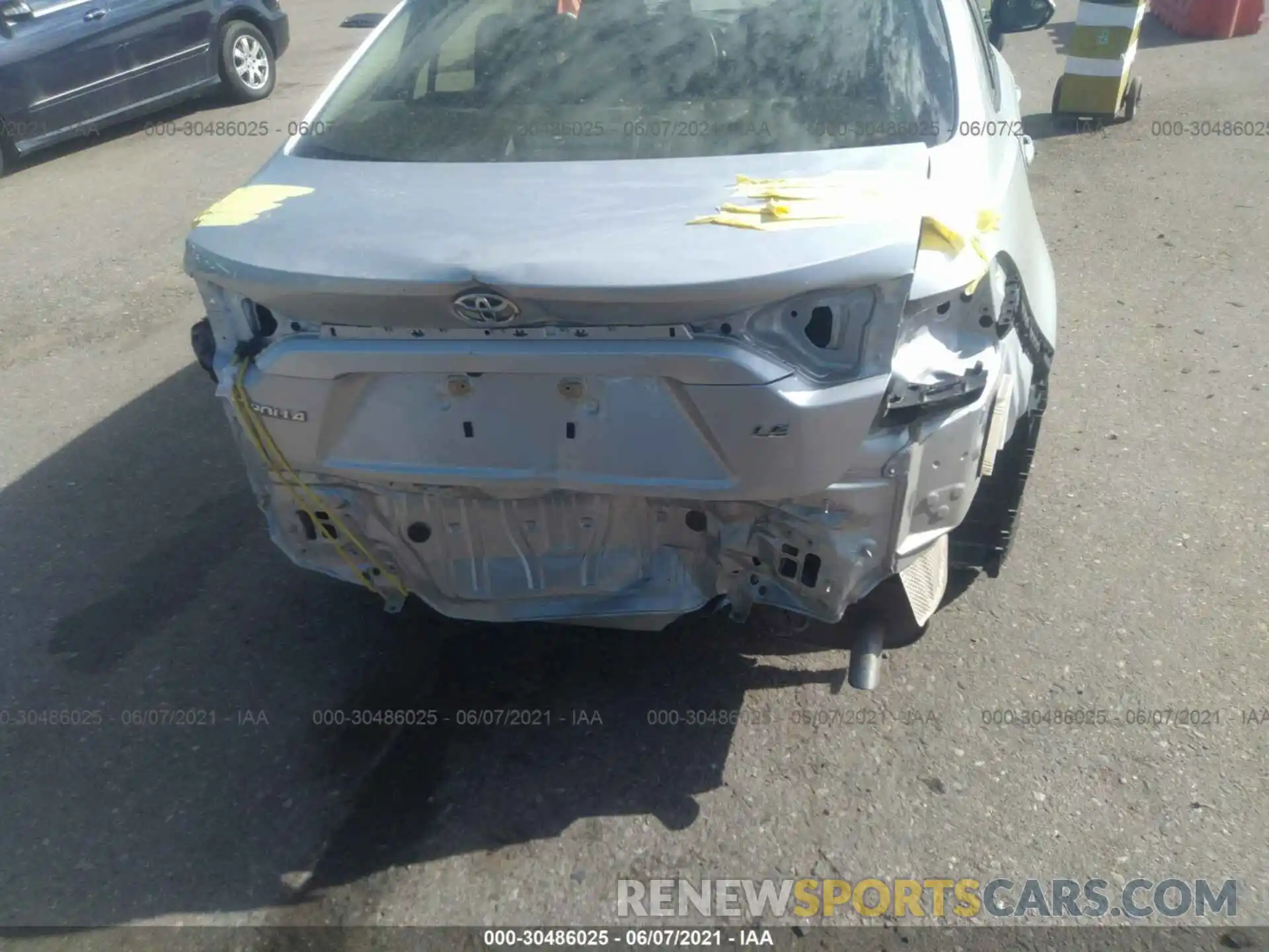 6 Photograph of a damaged car JTDEPRAE9LJ046392 TOYOTA COROLLA 2020