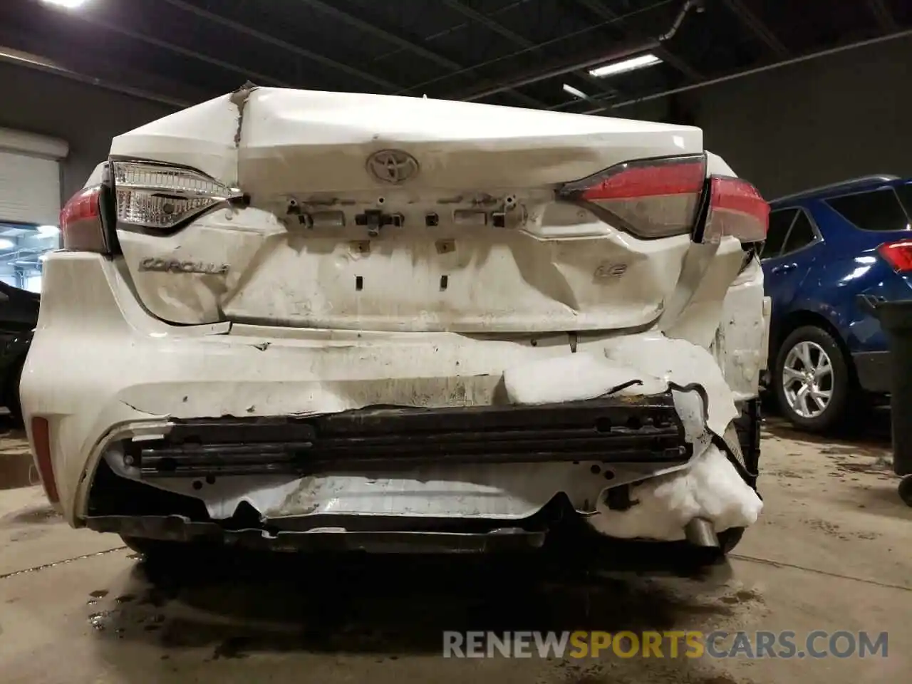 9 Photograph of a damaged car JTDEPRAE9LJ046408 TOYOTA COROLLA 2020