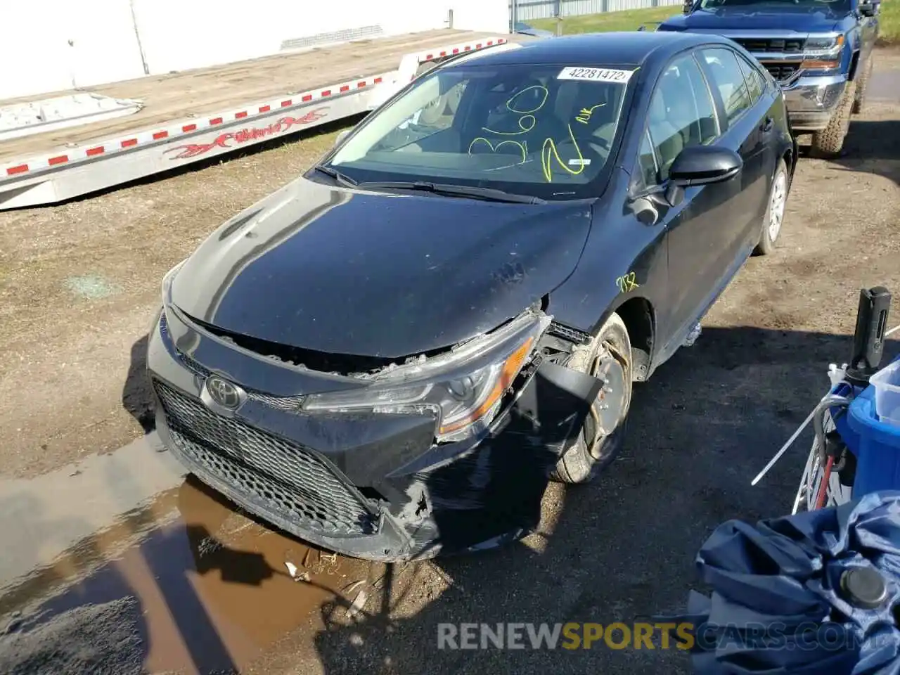 2 Photograph of a damaged car JTDEPRAE9LJ046683 TOYOTA COROLLA 2020