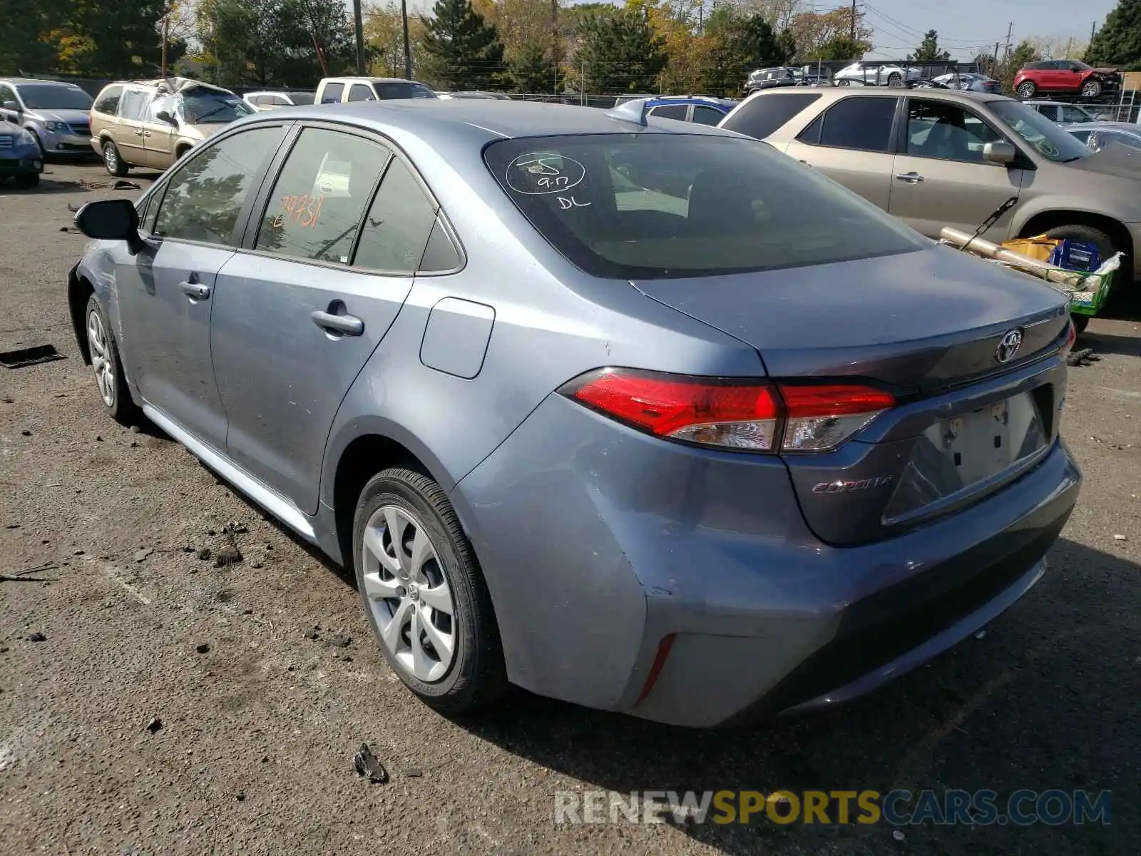 3 Photograph of a damaged car JTDEPRAE9LJ050569 TOYOTA COROLLA 2020