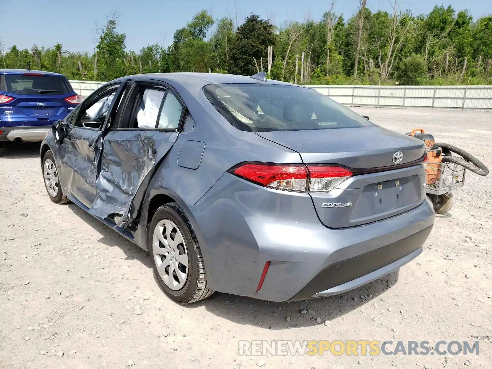 3 Photograph of a damaged car JTDEPRAE9LJ051611 TOYOTA COROLLA 2020