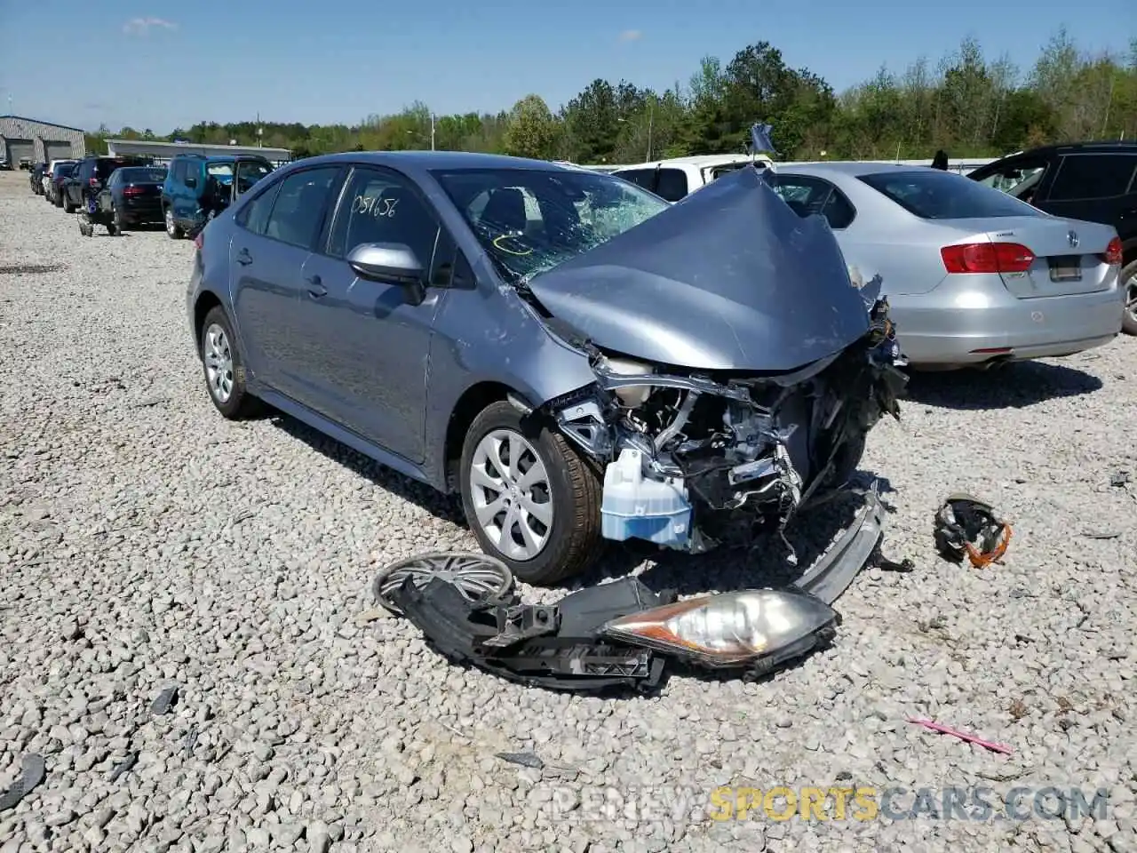 1 Photograph of a damaged car JTDEPRAE9LJ051656 TOYOTA COROLLA 2020