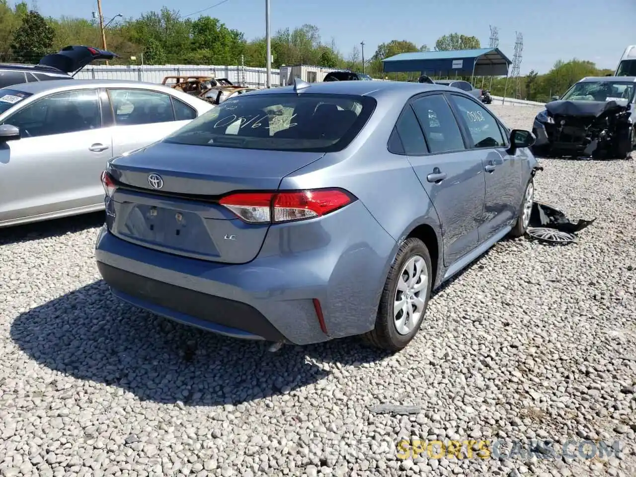 4 Photograph of a damaged car JTDEPRAE9LJ051656 TOYOTA COROLLA 2020