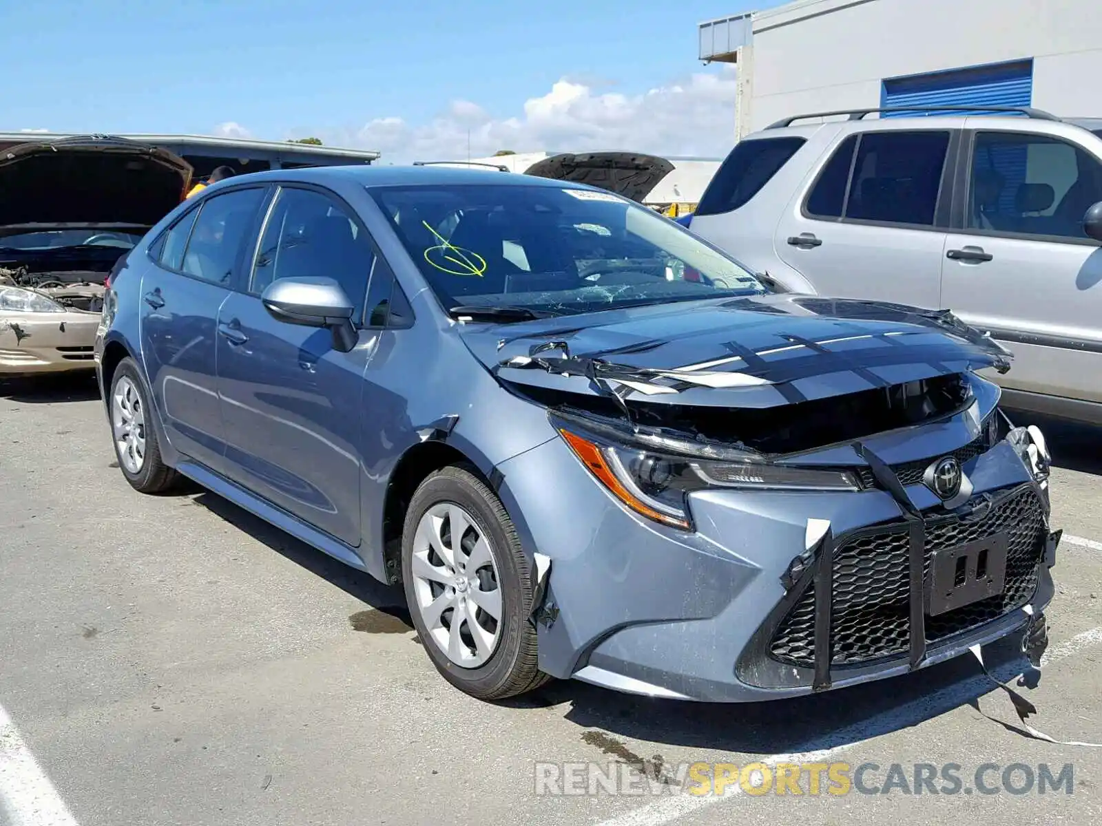 1 Photograph of a damaged car JTDEPRAE9LJ051687 TOYOTA COROLLA 2020