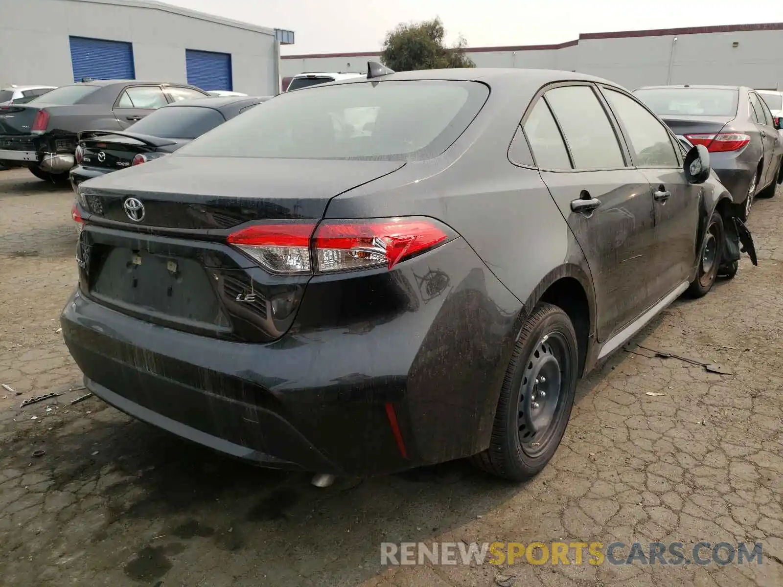 4 Photograph of a damaged car JTDEPRAE9LJ051950 TOYOTA COROLLA 2020