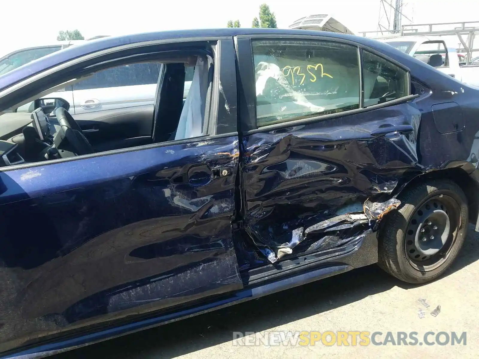 9 Photograph of a damaged car JTDEPRAE9LJ052306 TOYOTA COROLLA 2020