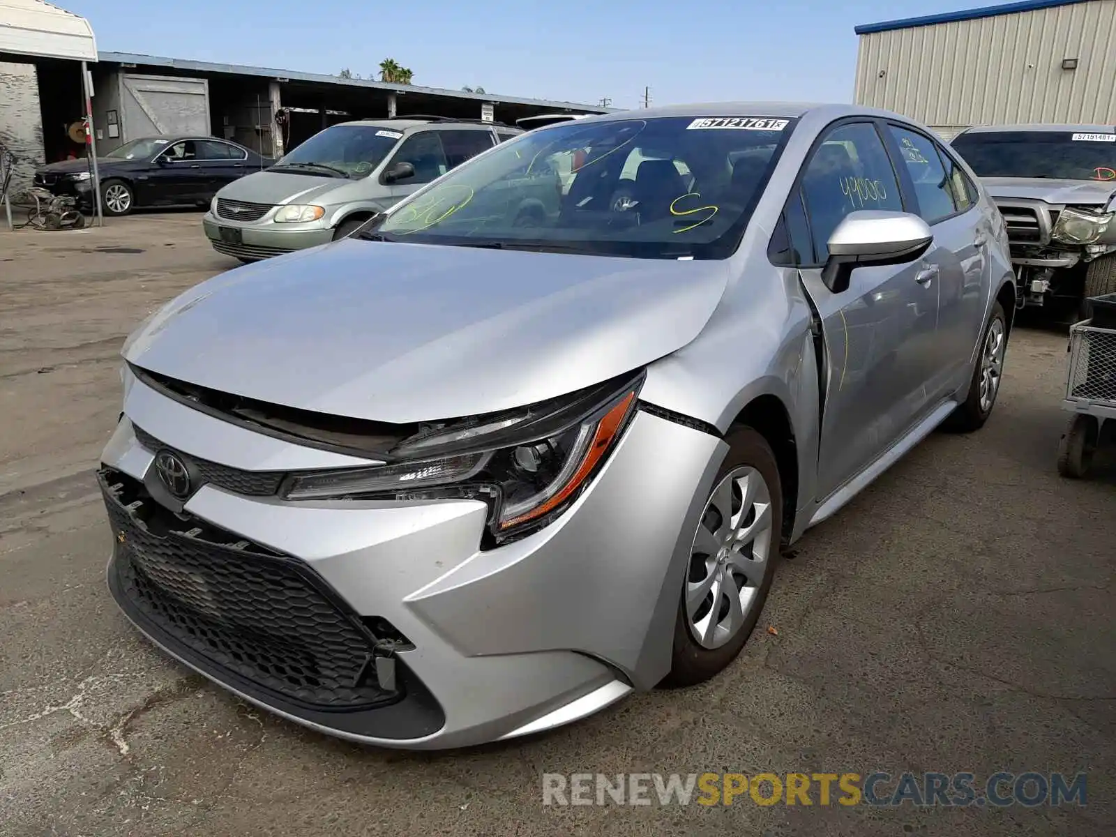 2 Photograph of a damaged car JTDEPRAE9LJ052628 TOYOTA COROLLA 2020