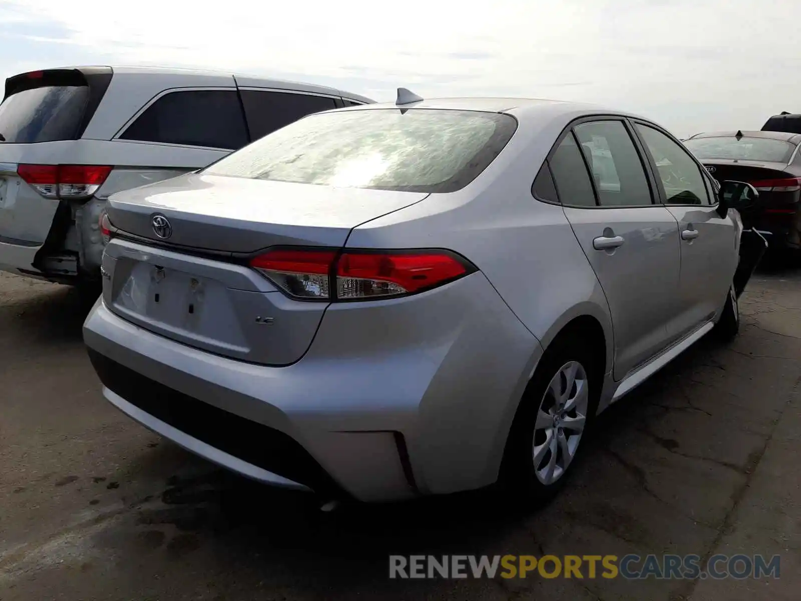 4 Photograph of a damaged car JTDEPRAE9LJ052628 TOYOTA COROLLA 2020