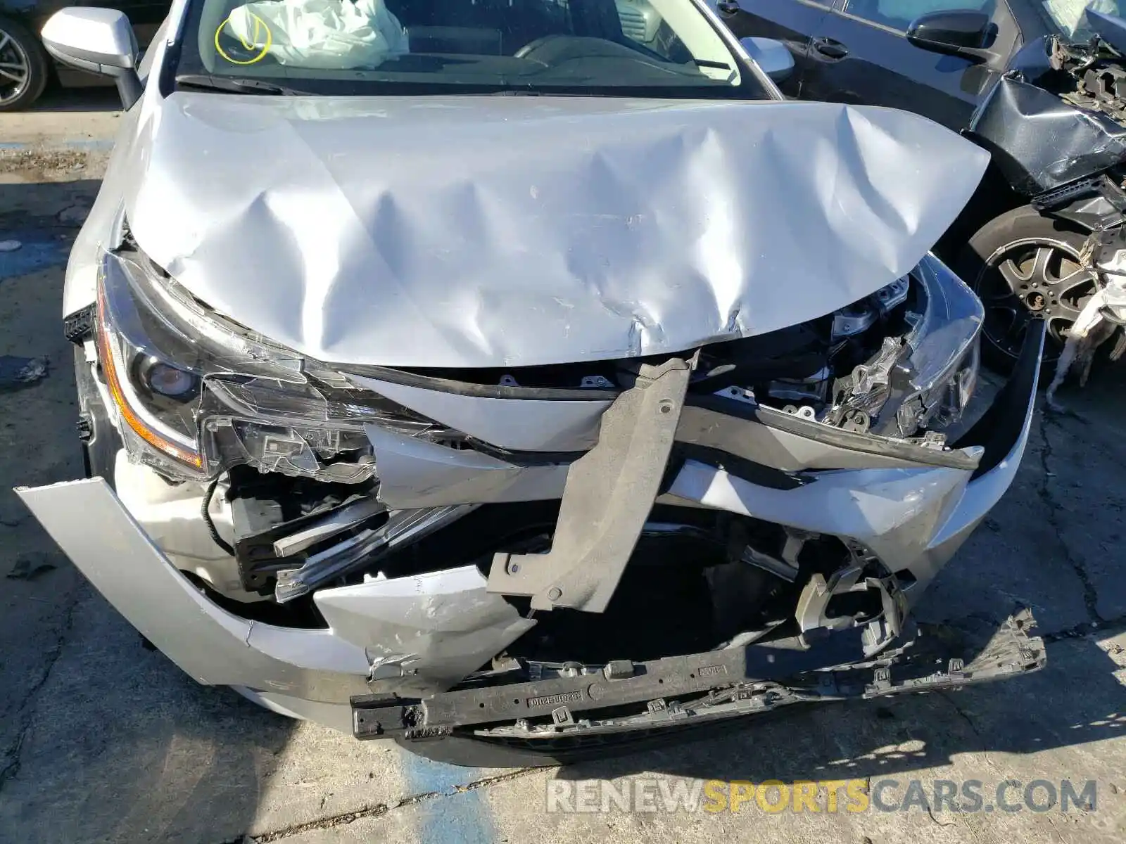 9 Фотография поврежденного автомобиля JTDEPRAE9LJ052760 TOYOTA COROLLA 2020