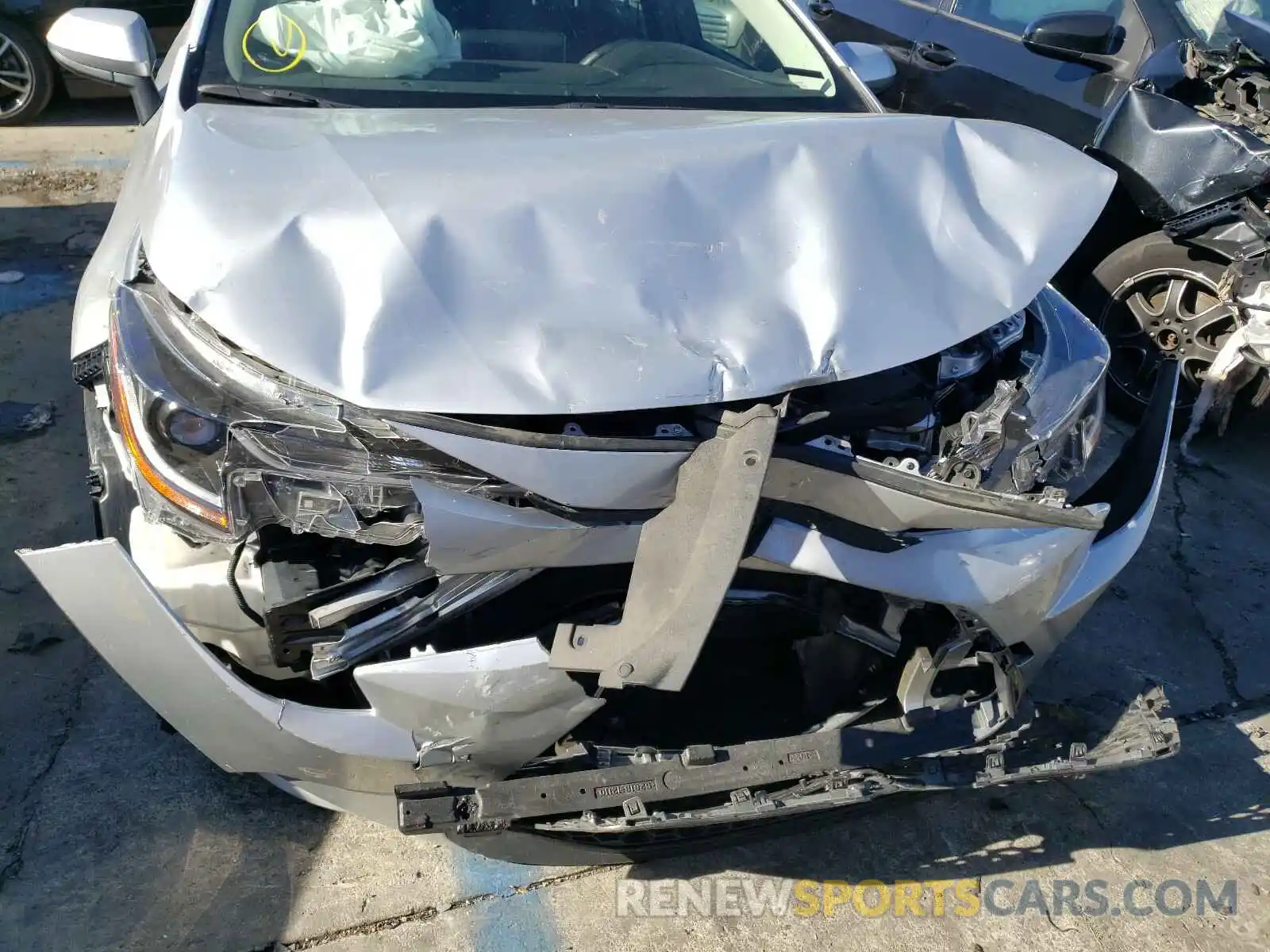 9 Photograph of a damaged car JTDEPRAE9LJ052760 TOYOTA COROLLA 2020