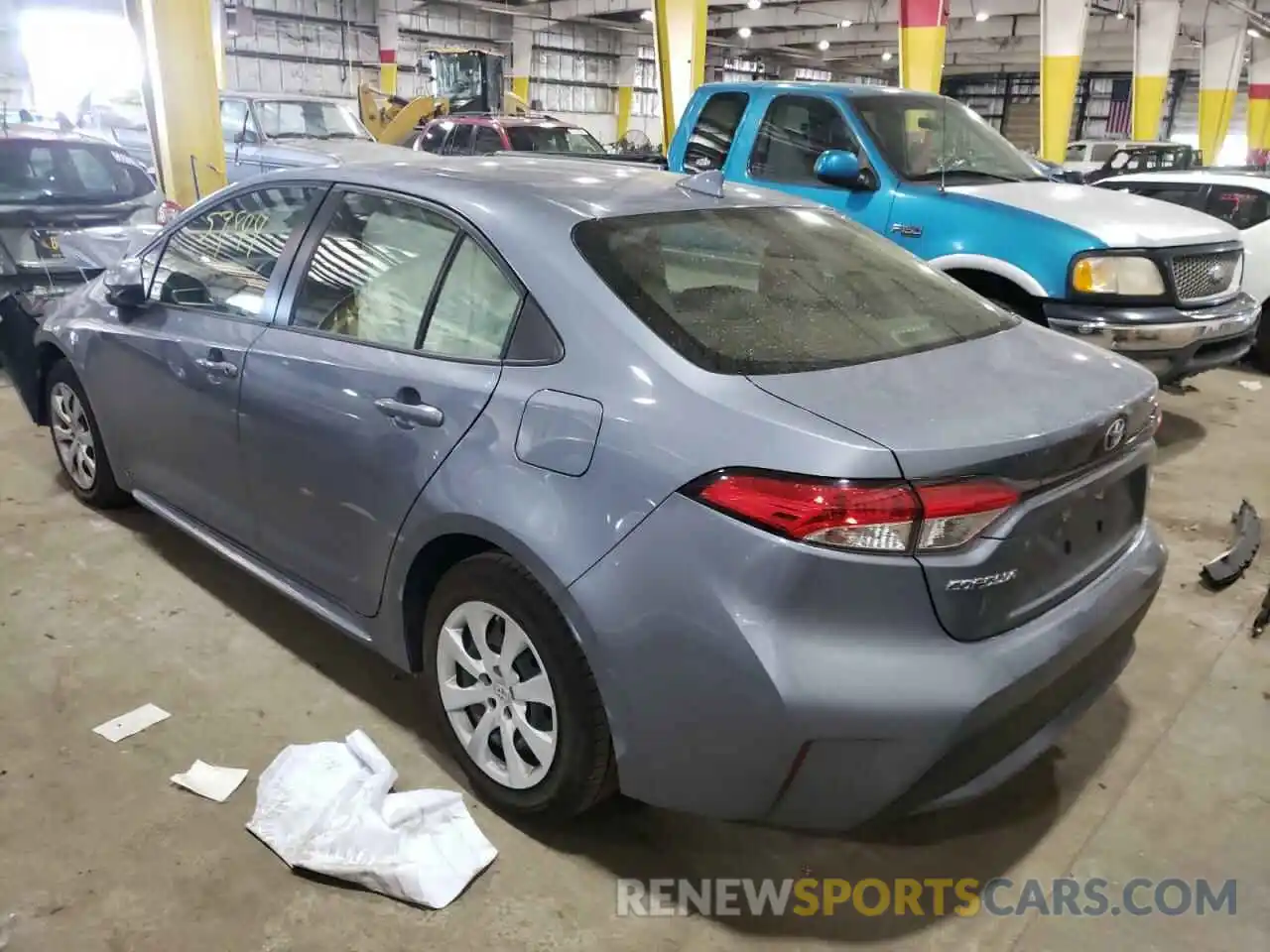 3 Photograph of a damaged car JTDEPRAE9LJ052886 TOYOTA COROLLA 2020