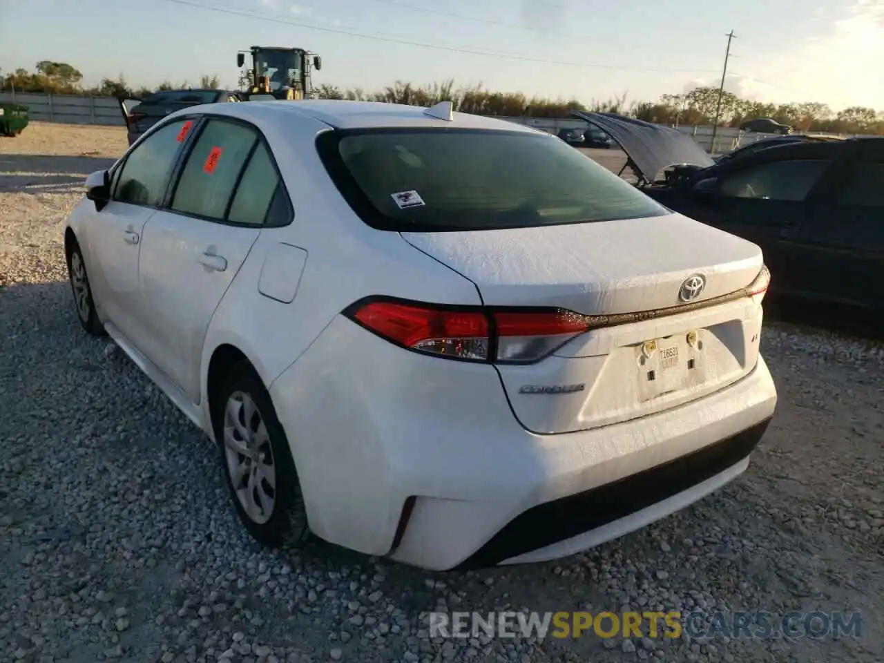 3 Photograph of a damaged car JTDEPRAE9LJ053343 TOYOTA COROLLA 2020