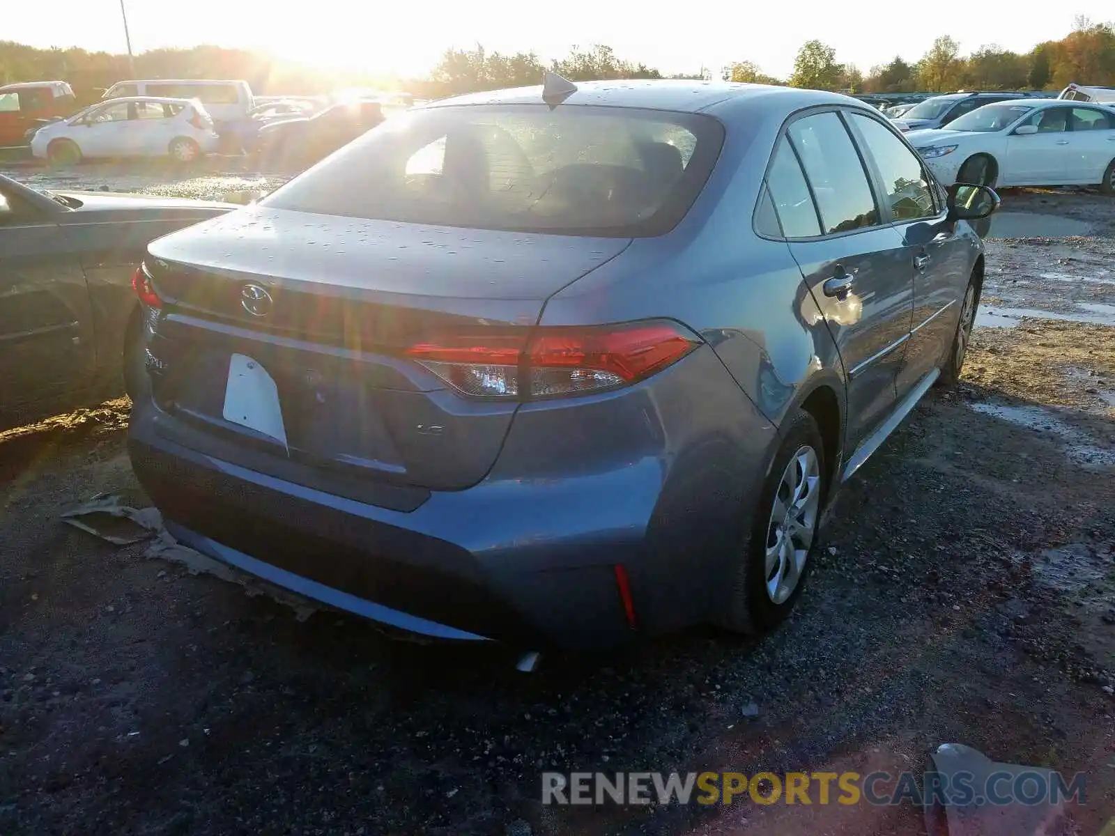 4 Photograph of a damaged car JTDEPRAE9LJ053939 TOYOTA COROLLA 2020