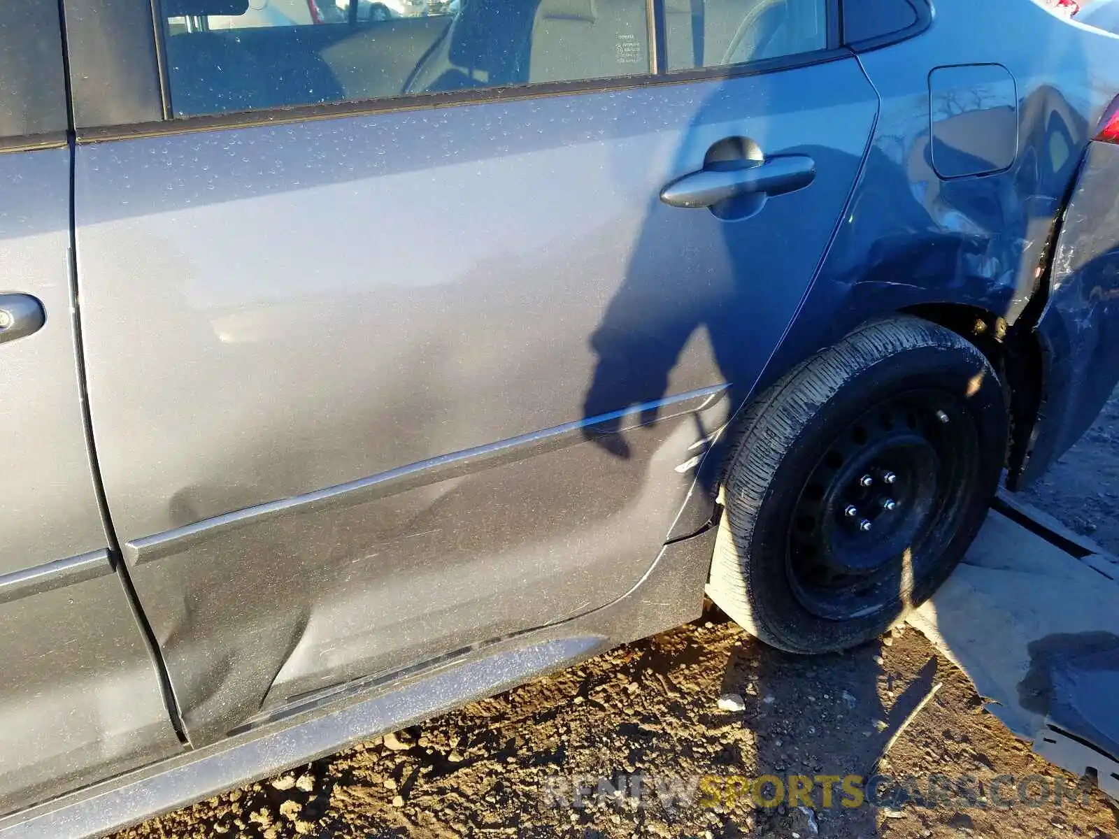 9 Photograph of a damaged car JTDEPRAE9LJ053939 TOYOTA COROLLA 2020