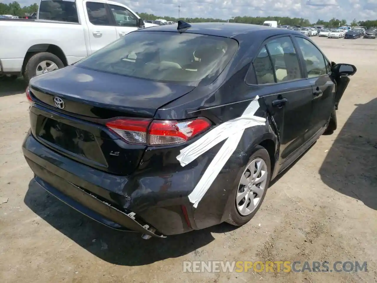 4 Photograph of a damaged car JTDEPRAE9LJ054184 TOYOTA COROLLA 2020