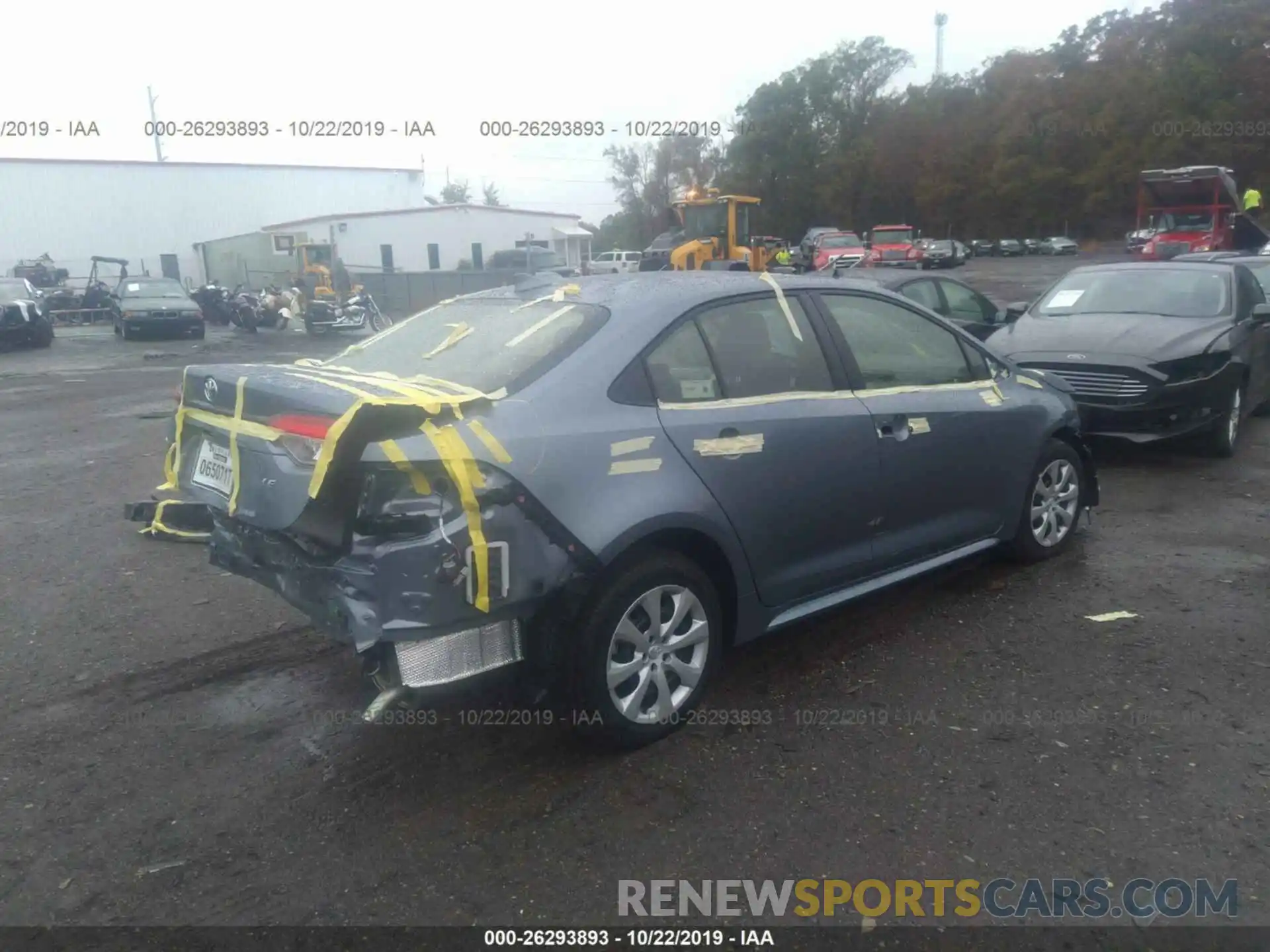 4 Photograph of a damaged car JTDEPRAE9LJ055643 TOYOTA COROLLA 2020