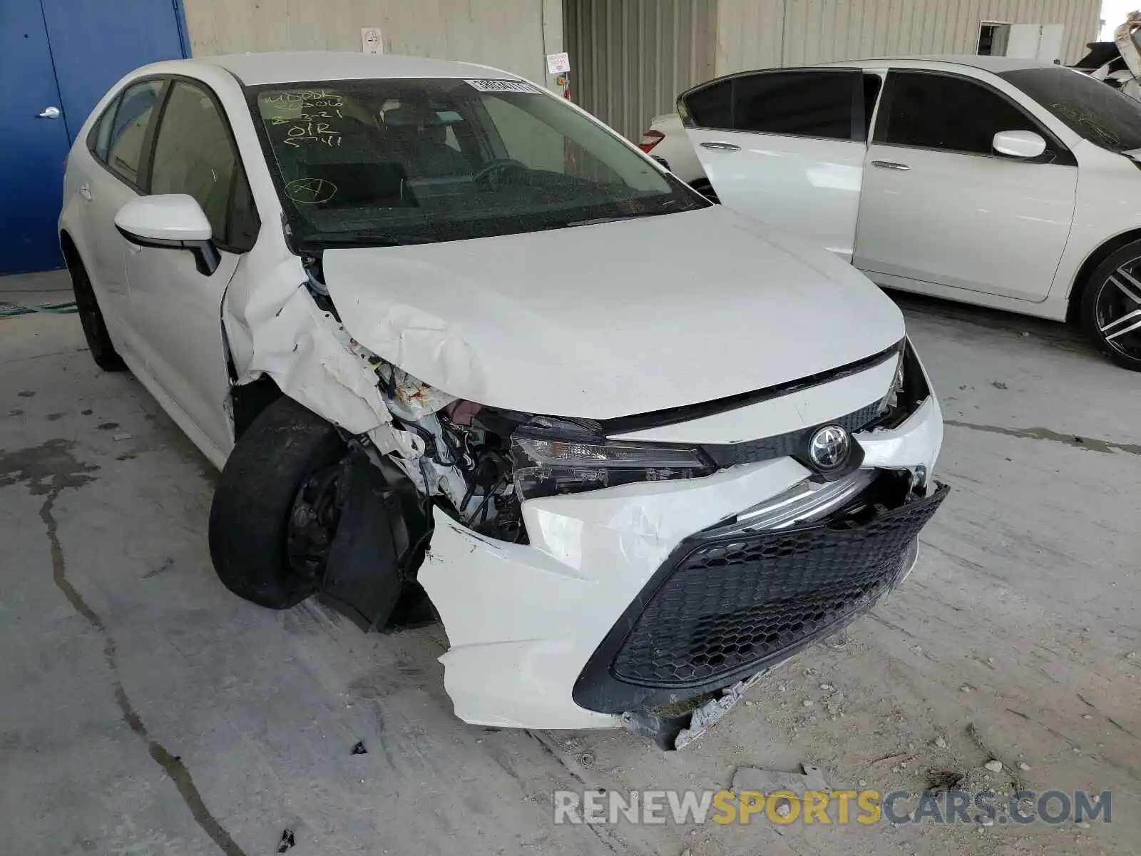 1 Photograph of a damaged car JTDEPRAE9LJ055741 TOYOTA COROLLA 2020