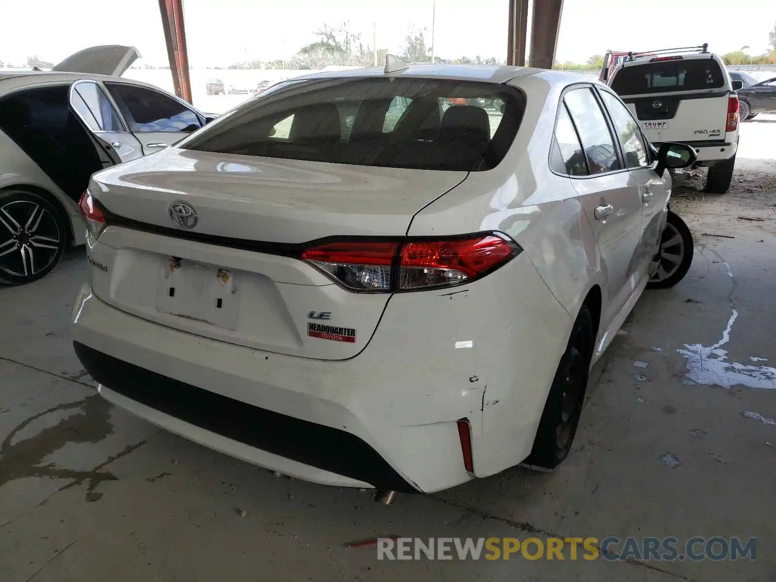 4 Photograph of a damaged car JTDEPRAE9LJ055741 TOYOTA COROLLA 2020