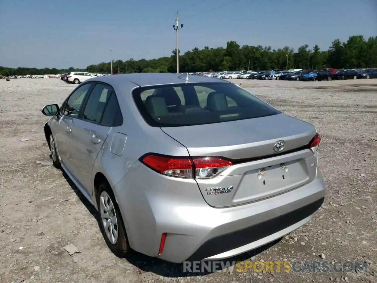 3 Photograph of a damaged car JTDEPRAE9LJ056162 TOYOTA COROLLA 2020