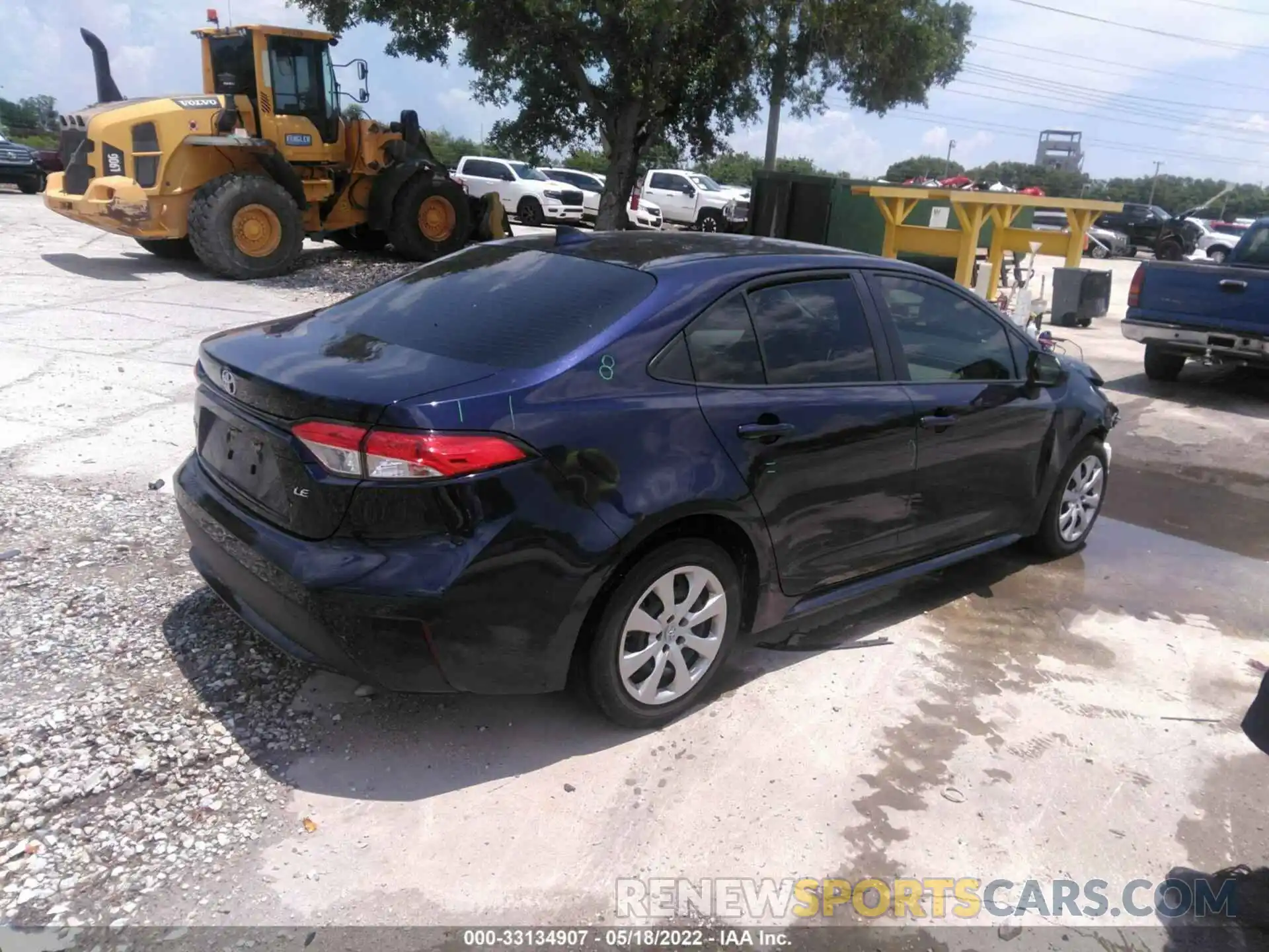 4 Photograph of a damaged car JTDEPRAE9LJ056632 TOYOTA COROLLA 2020