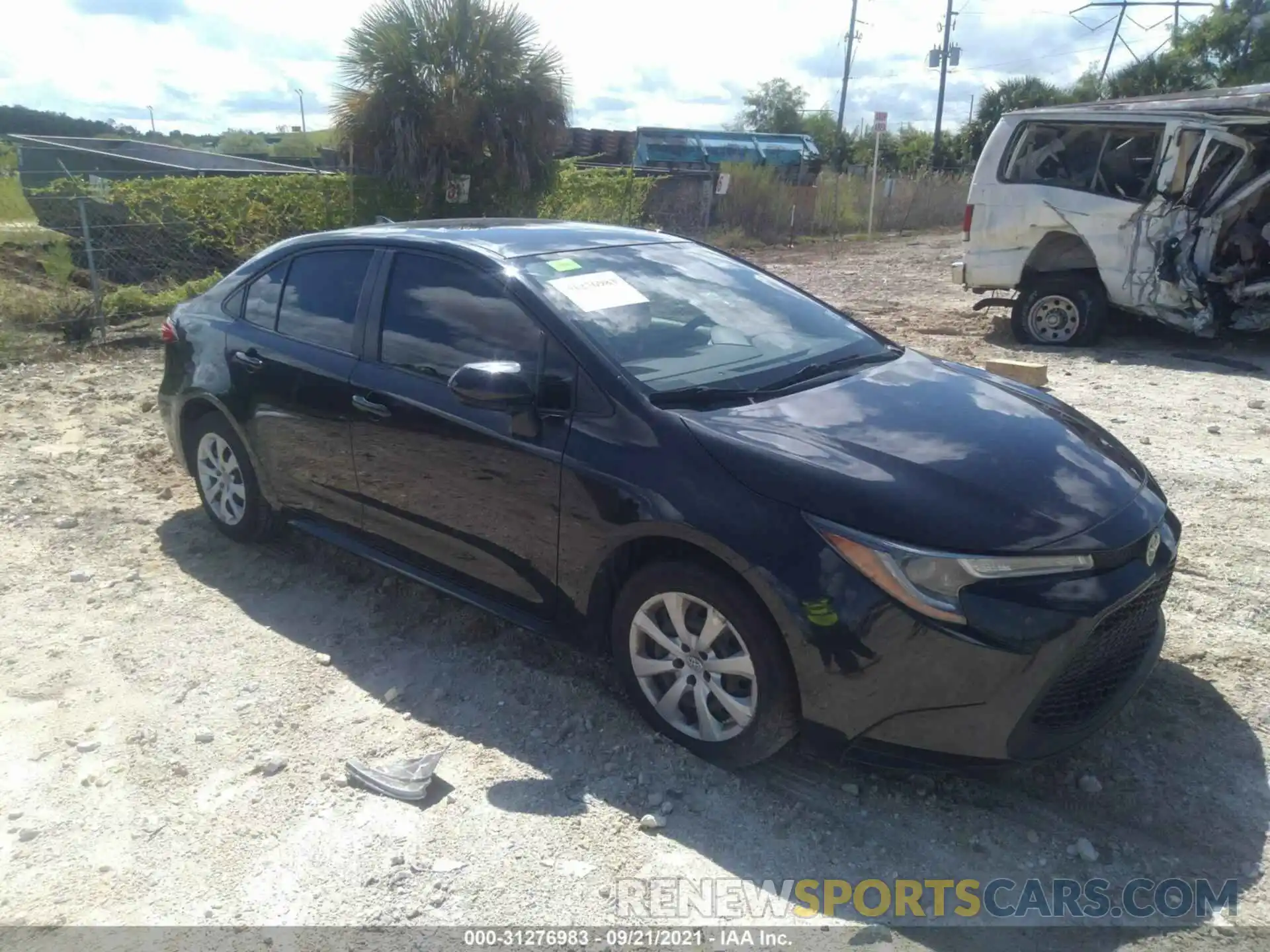 1 Photograph of a damaged car JTDEPRAE9LJ057182 TOYOTA COROLLA 2020