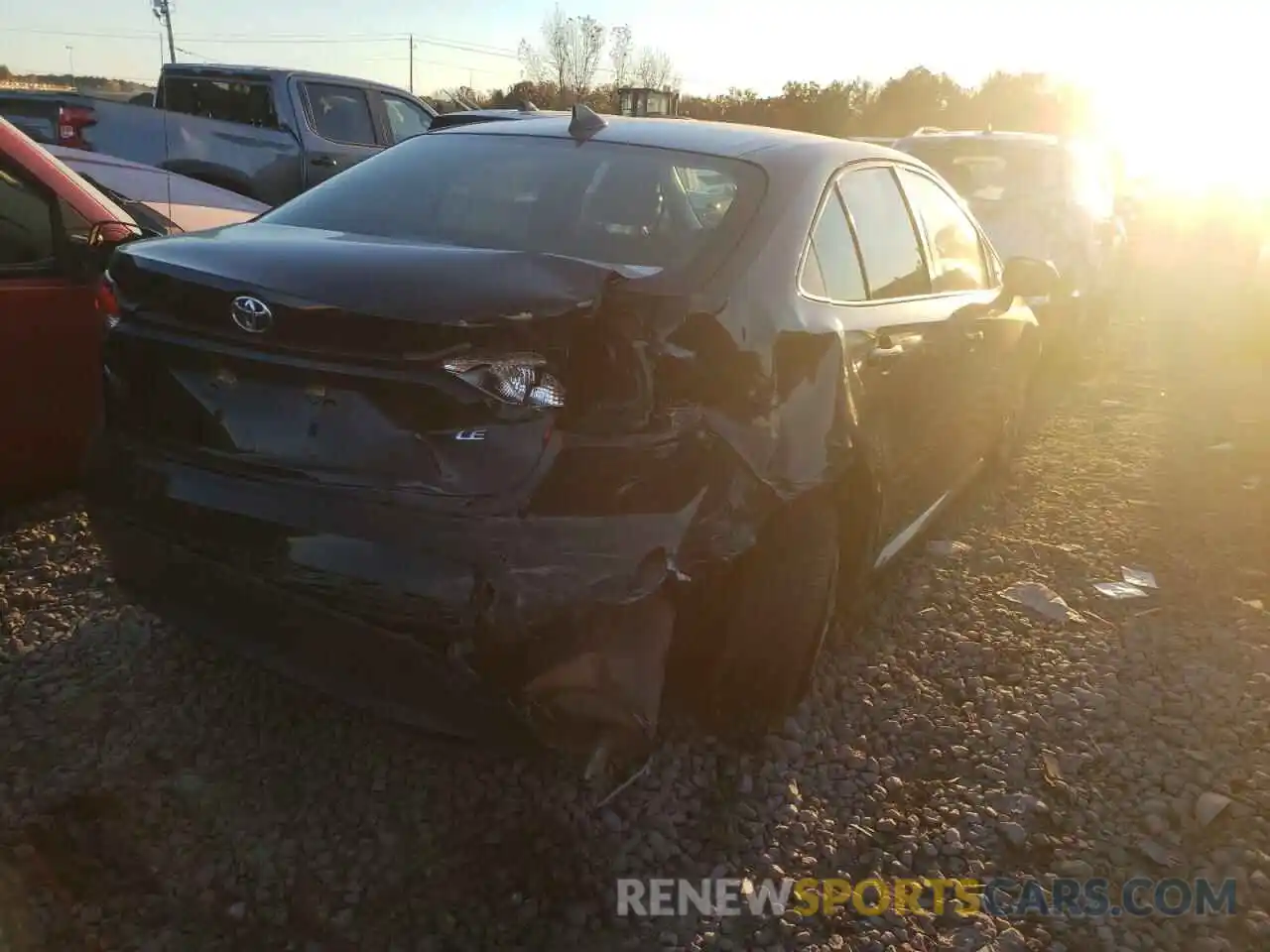 4 Photograph of a damaged car JTDEPRAE9LJ058025 TOYOTA COROLLA 2020