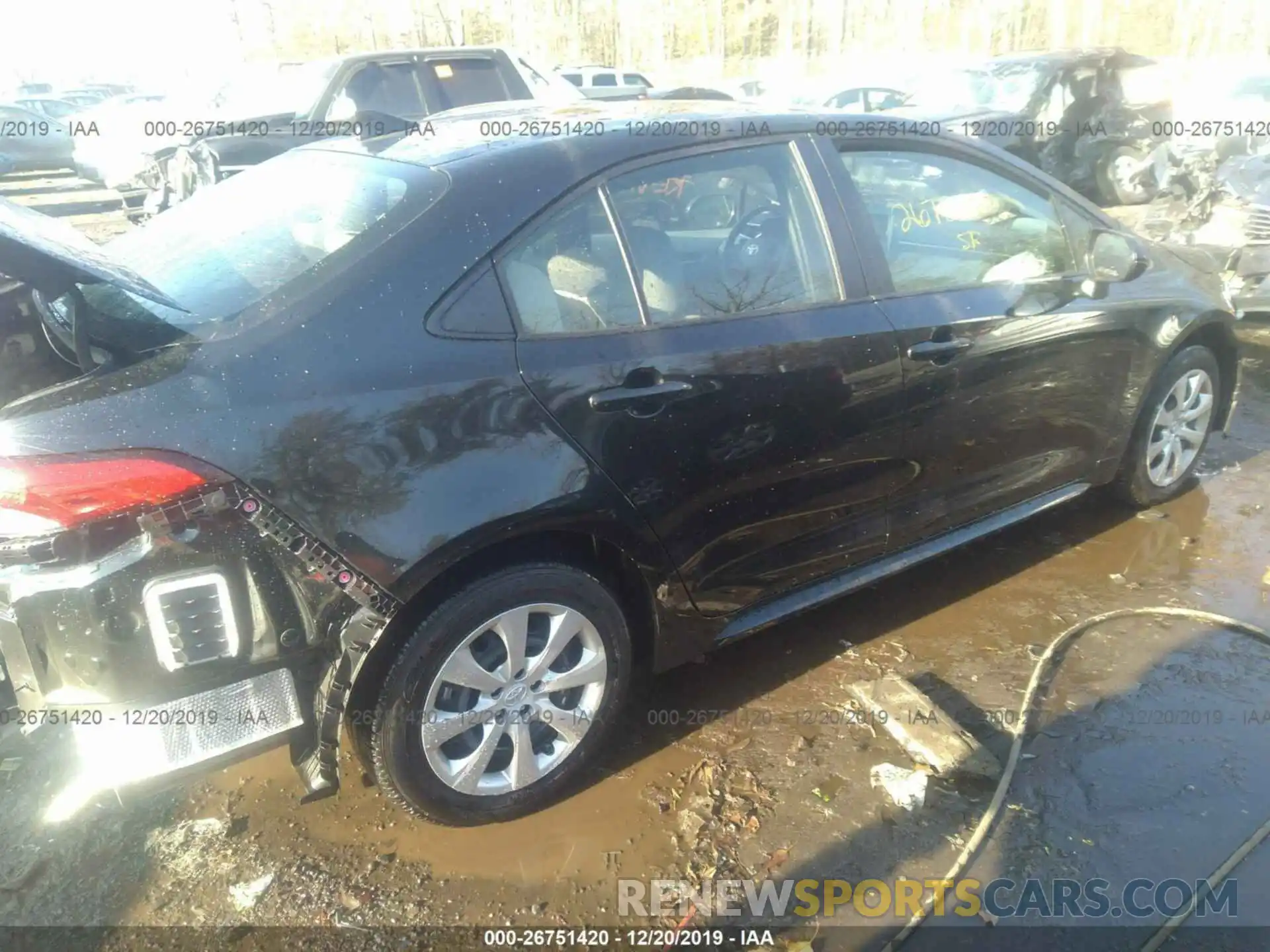 4 Photograph of a damaged car JTDEPRAE9LJ061006 TOYOTA COROLLA 2020