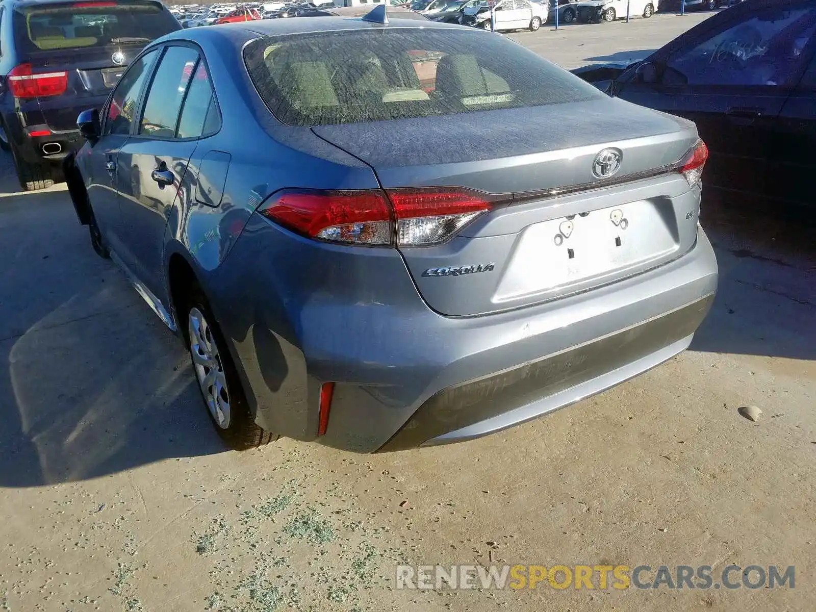 3 Photograph of a damaged car JTDEPRAE9LJ062429 TOYOTA COROLLA 2020