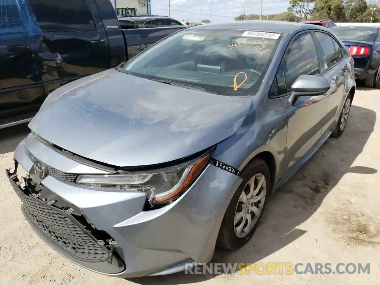 2 Photograph of a damaged car JTDEPRAE9LJ065198 TOYOTA COROLLA 2020