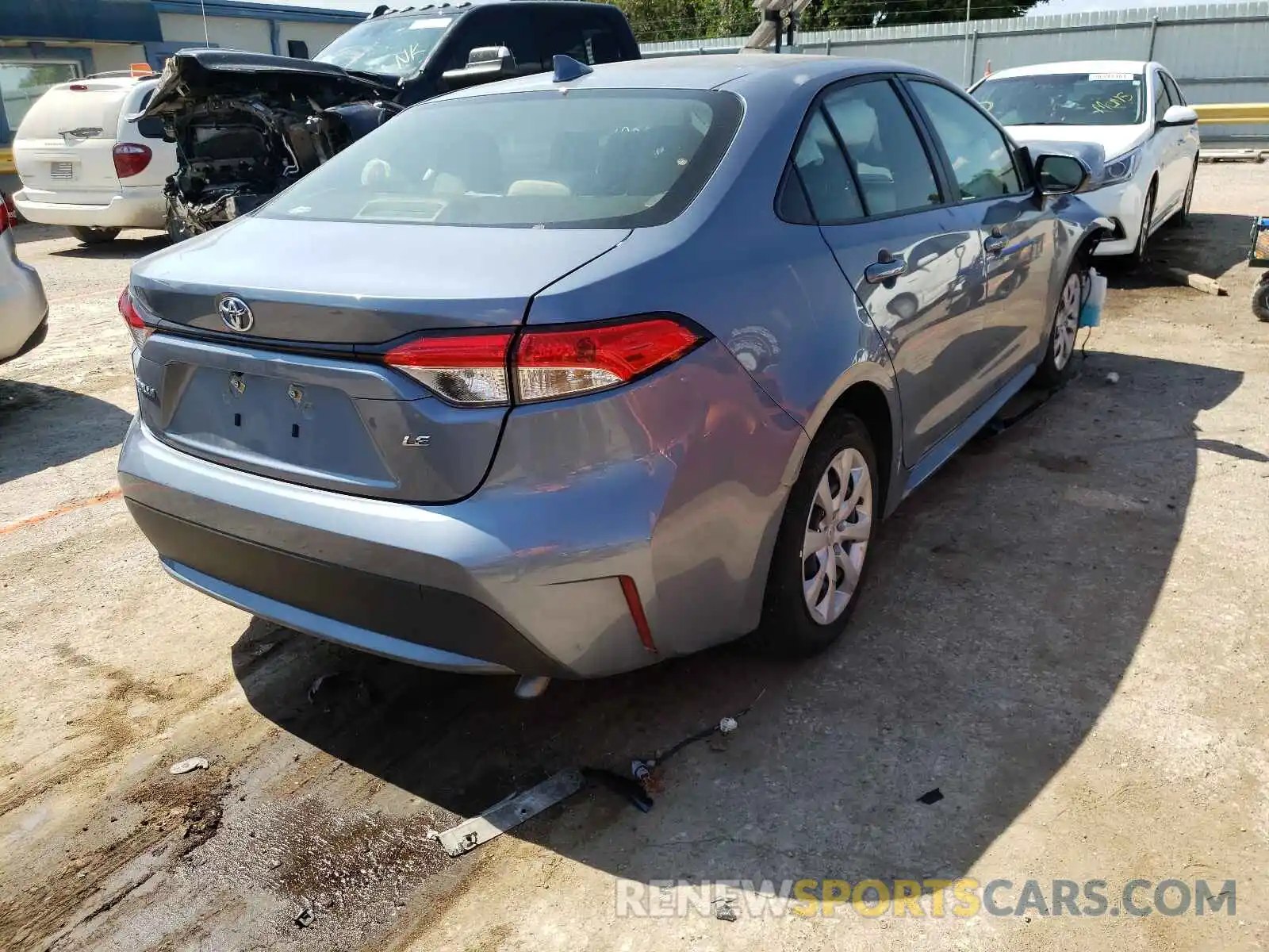 4 Photograph of a damaged car JTDEPRAE9LJ066335 TOYOTA COROLLA 2020