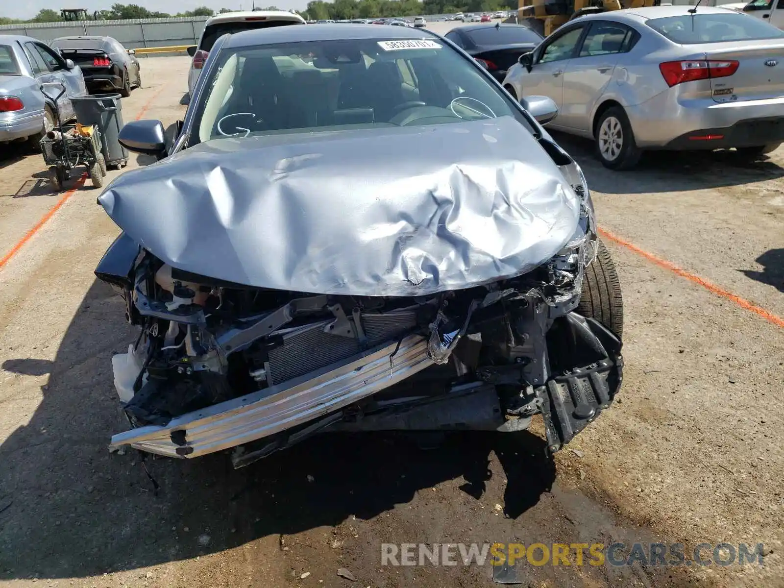 9 Photograph of a damaged car JTDEPRAE9LJ066335 TOYOTA COROLLA 2020