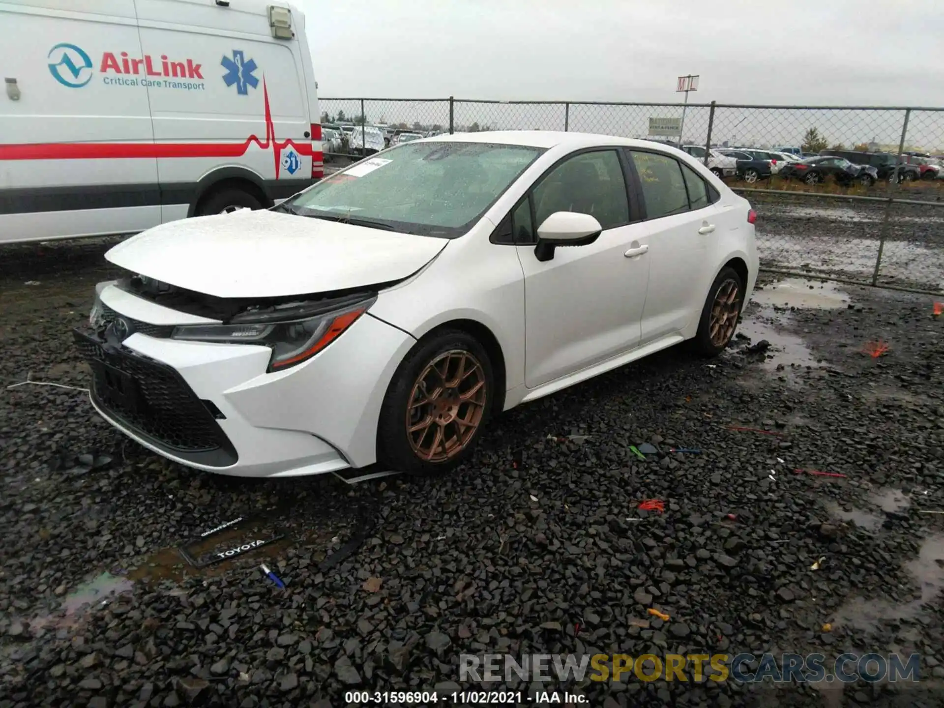 2 Photograph of a damaged car JTDEPRAE9LJ066934 TOYOTA COROLLA 2020