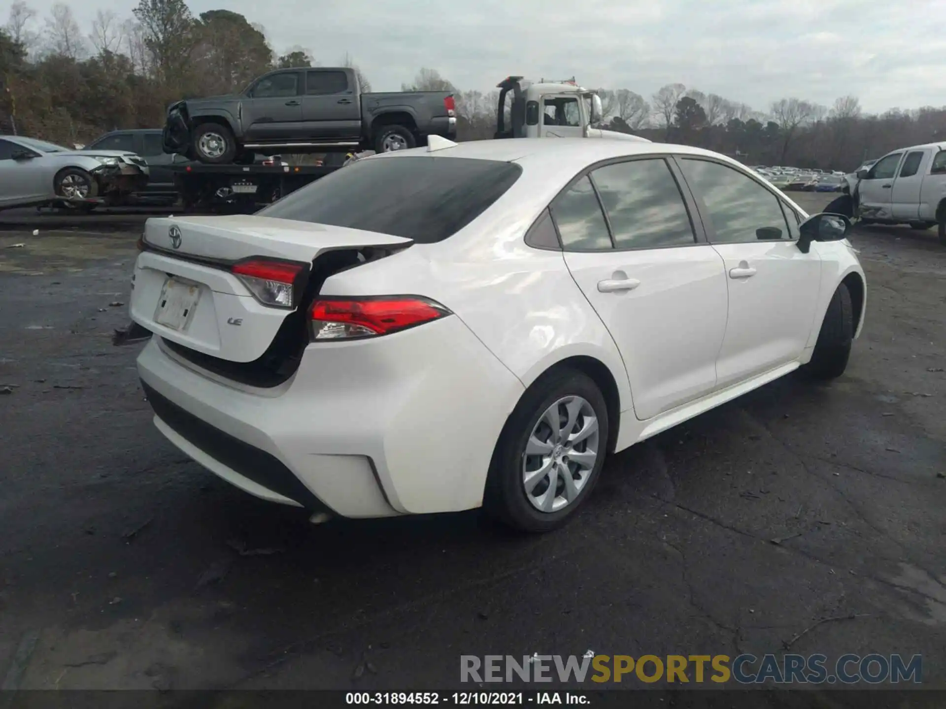 4 Photograph of a damaged car JTDEPRAE9LJ068957 TOYOTA COROLLA 2020