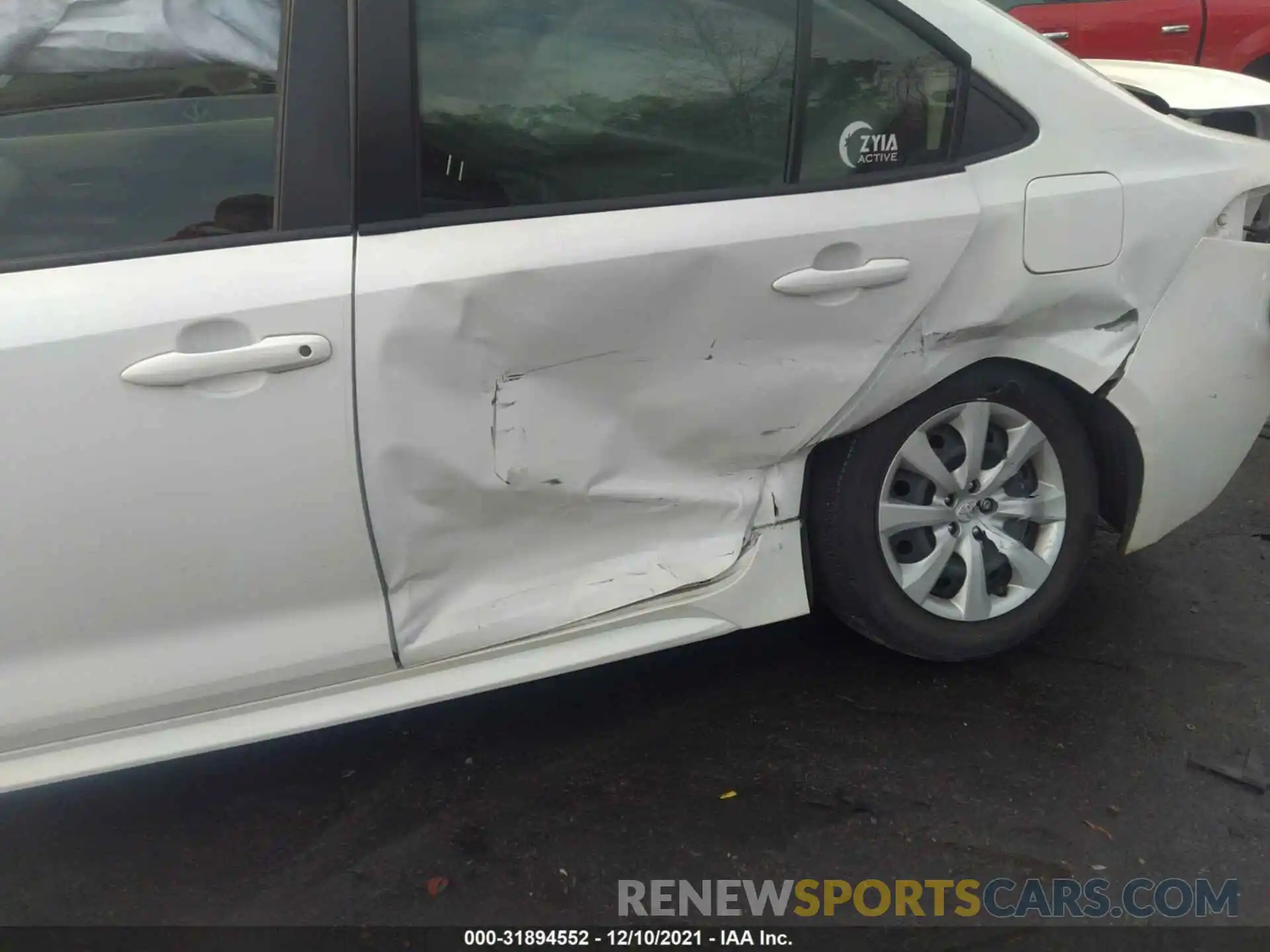 6 Photograph of a damaged car JTDEPRAE9LJ068957 TOYOTA COROLLA 2020