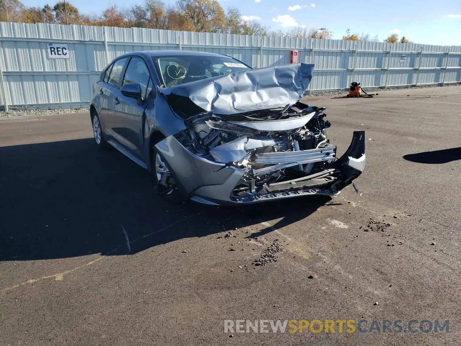 1 Photograph of a damaged car JTDEPRAE9LJ070157 TOYOTA COROLLA 2020