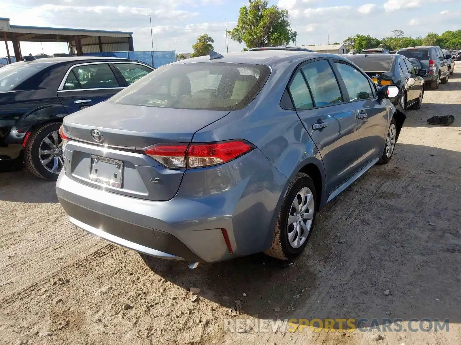 4 Photograph of a damaged car JTDEPRAE9LJ072118 TOYOTA COROLLA 2020