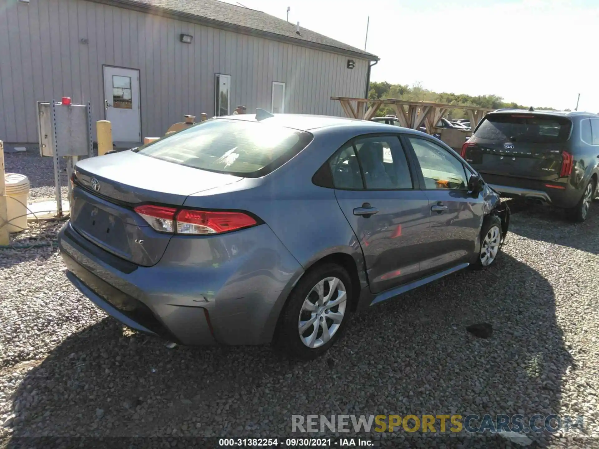 4 Photograph of a damaged car JTDEPRAE9LJ072314 TOYOTA COROLLA 2020