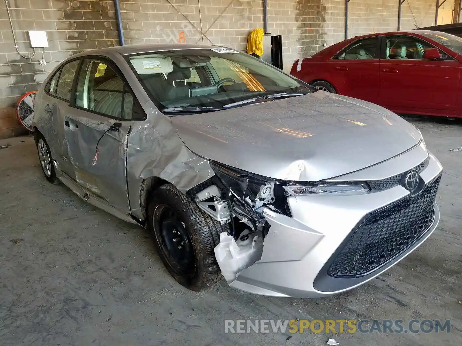 1 Photograph of a damaged car JTDEPRAE9LJ075083 TOYOTA COROLLA 2020