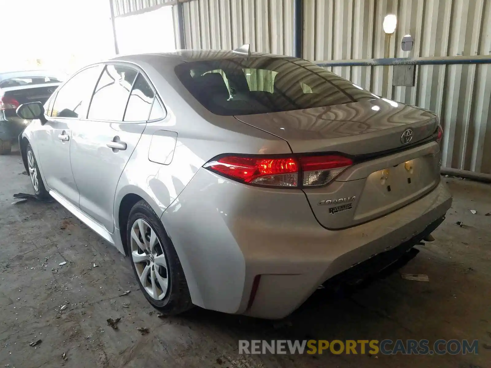 3 Photograph of a damaged car JTDEPRAE9LJ075083 TOYOTA COROLLA 2020