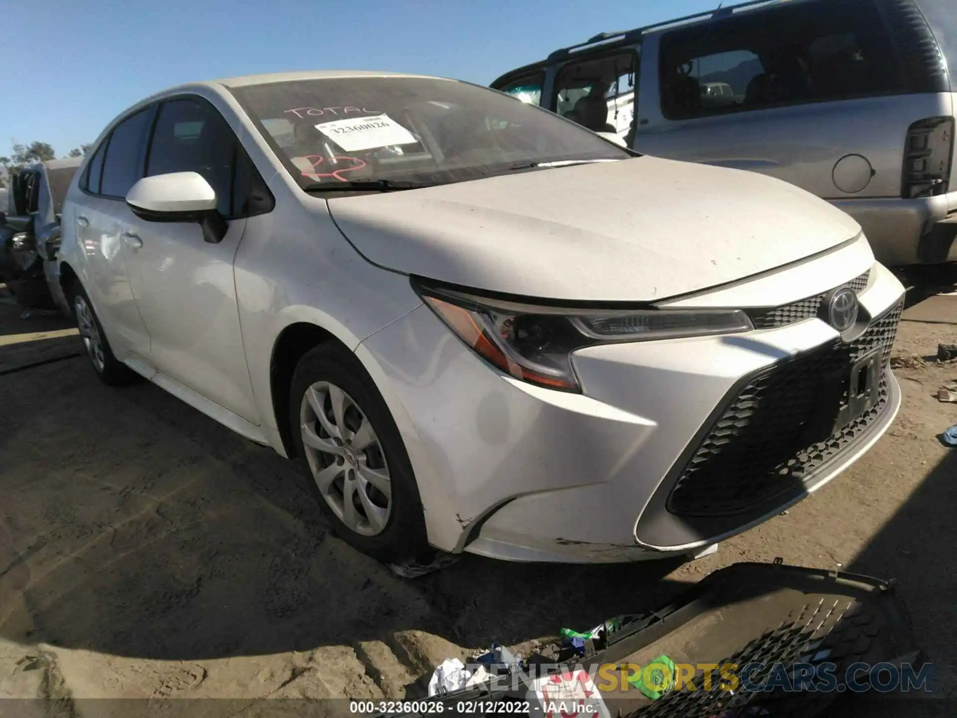 1 Photograph of a damaged car JTDEPRAE9LJ076766 TOYOTA COROLLA 2020