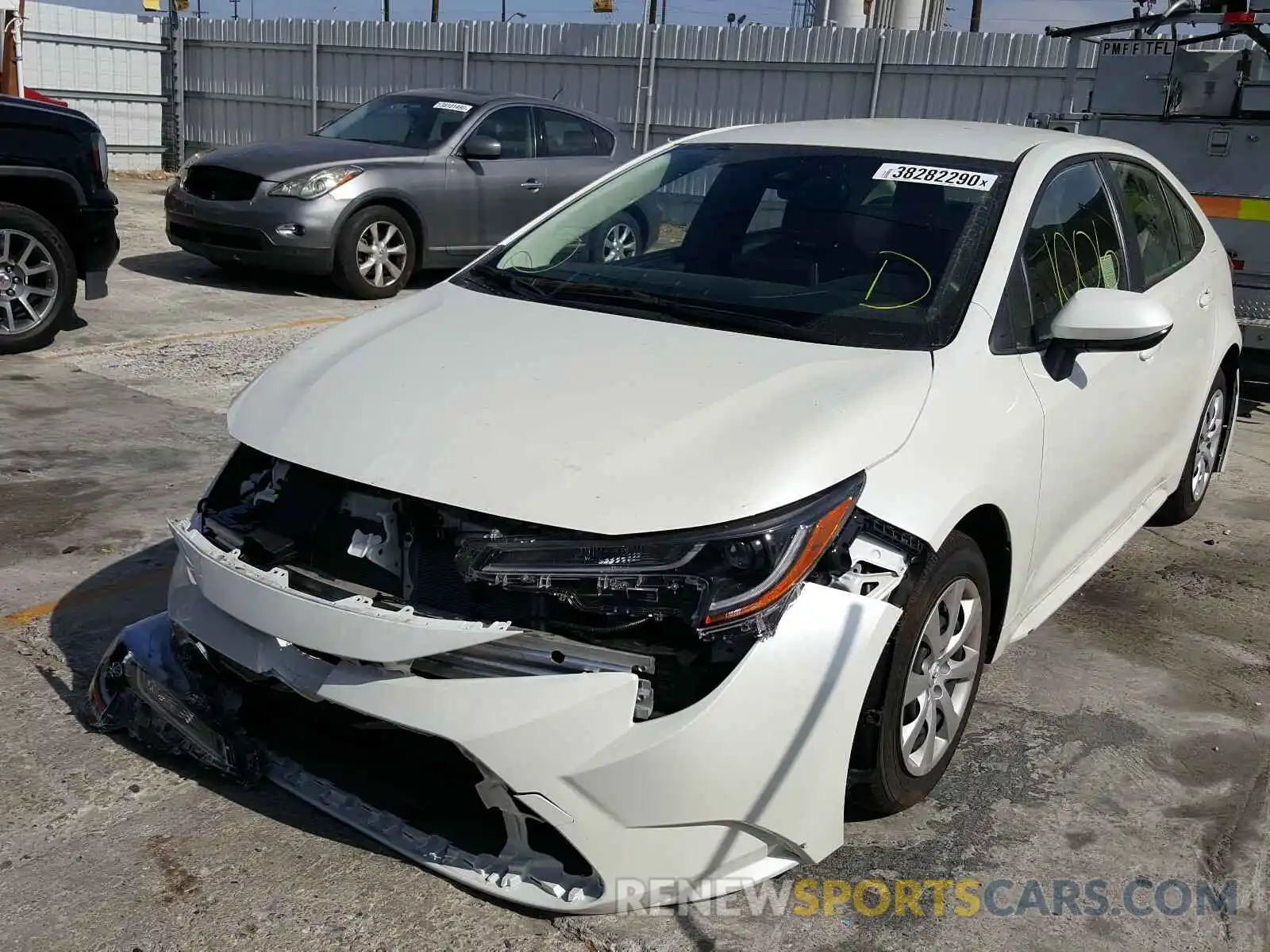 2 Photograph of a damaged car JTDEPRAE9LJ077013 TOYOTA COROLLA 2020