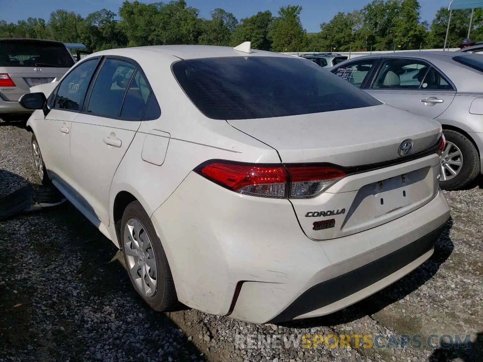 3 Photograph of a damaged car JTDEPRAE9LJ078422 TOYOTA COROLLA 2020