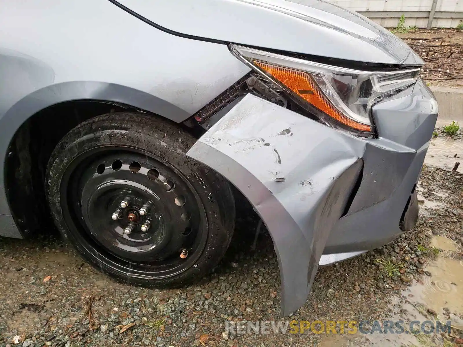 9 Photograph of a damaged car JTDEPRAE9LJ079327 TOYOTA COROLLA 2020