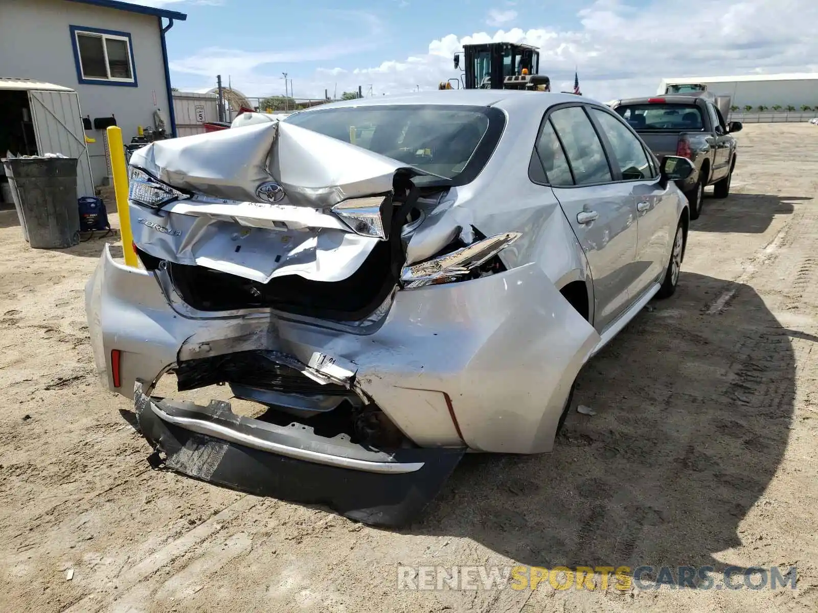 4 Photograph of a damaged car JTDEPRAE9LJ079988 TOYOTA COROLLA 2020
